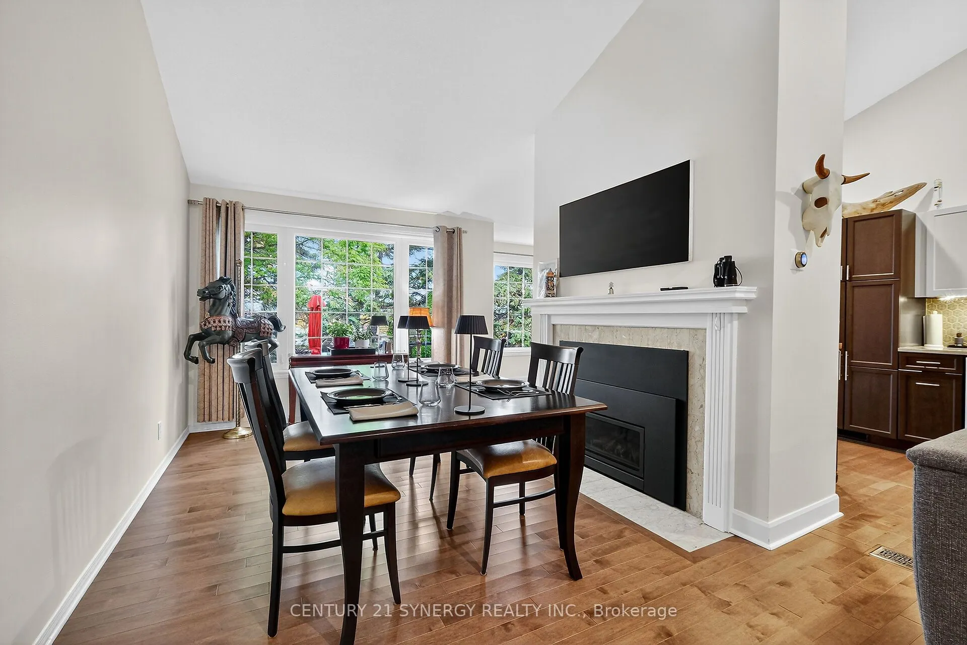 18 Oyster Bay Court
