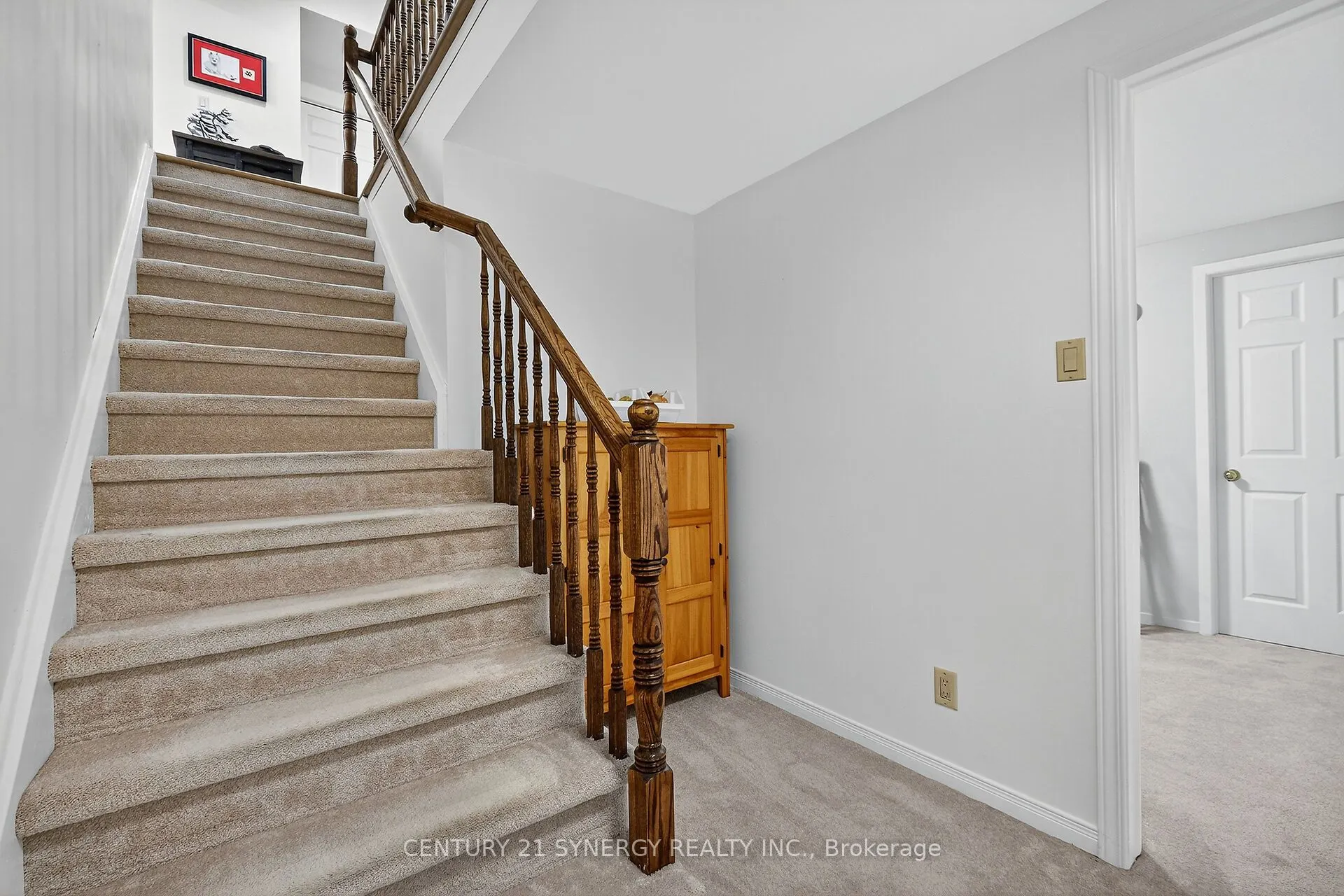 18 Oyster Bay Court