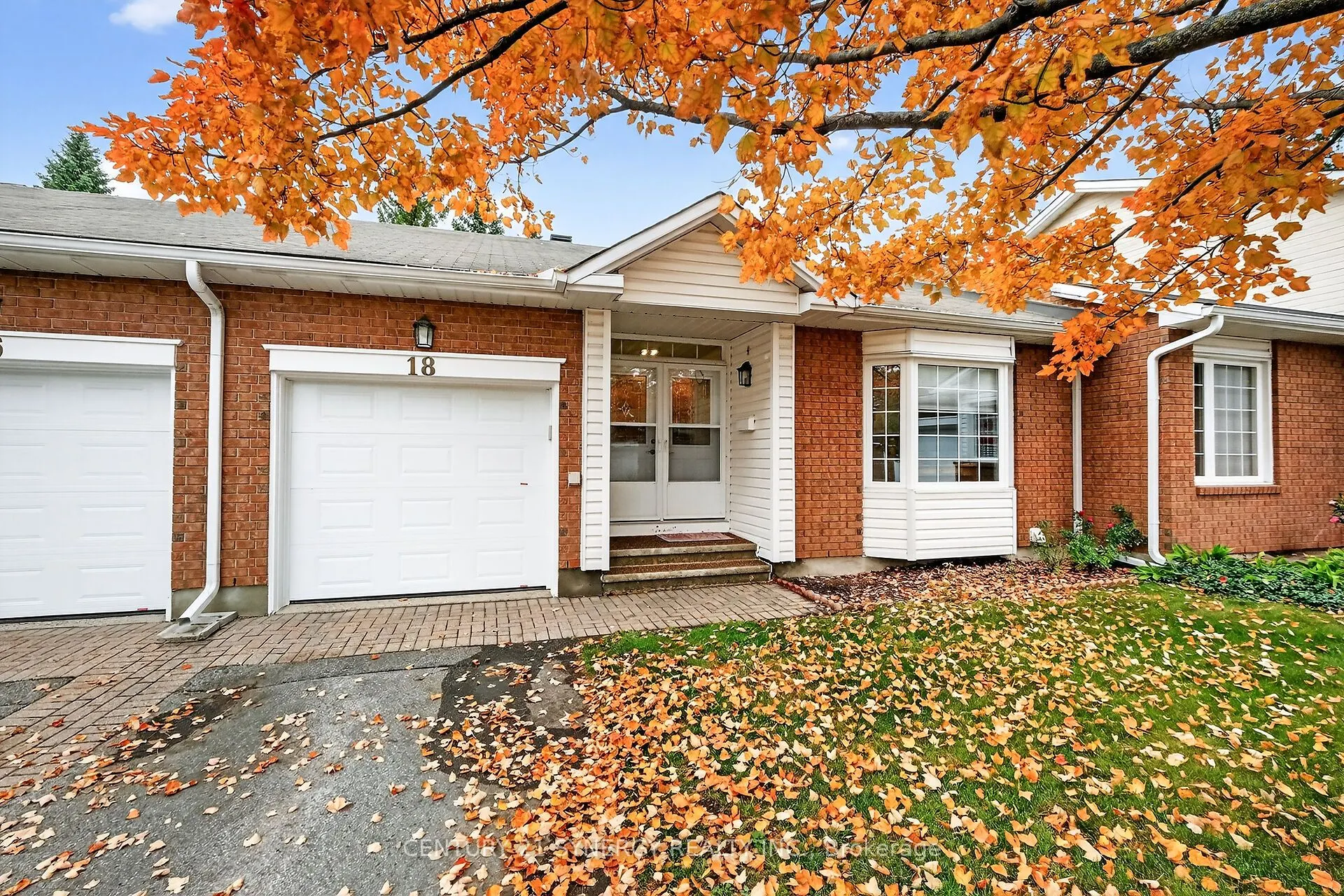 18 Oyster Bay Court