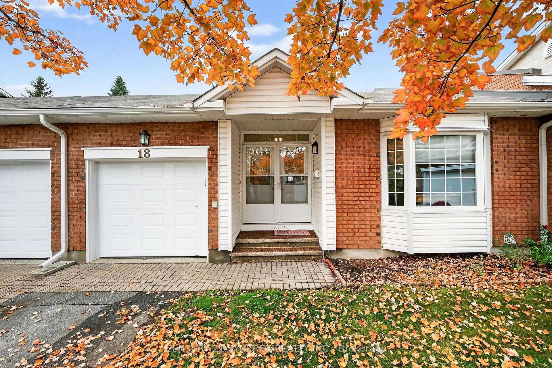 18 Oyster Bay Court