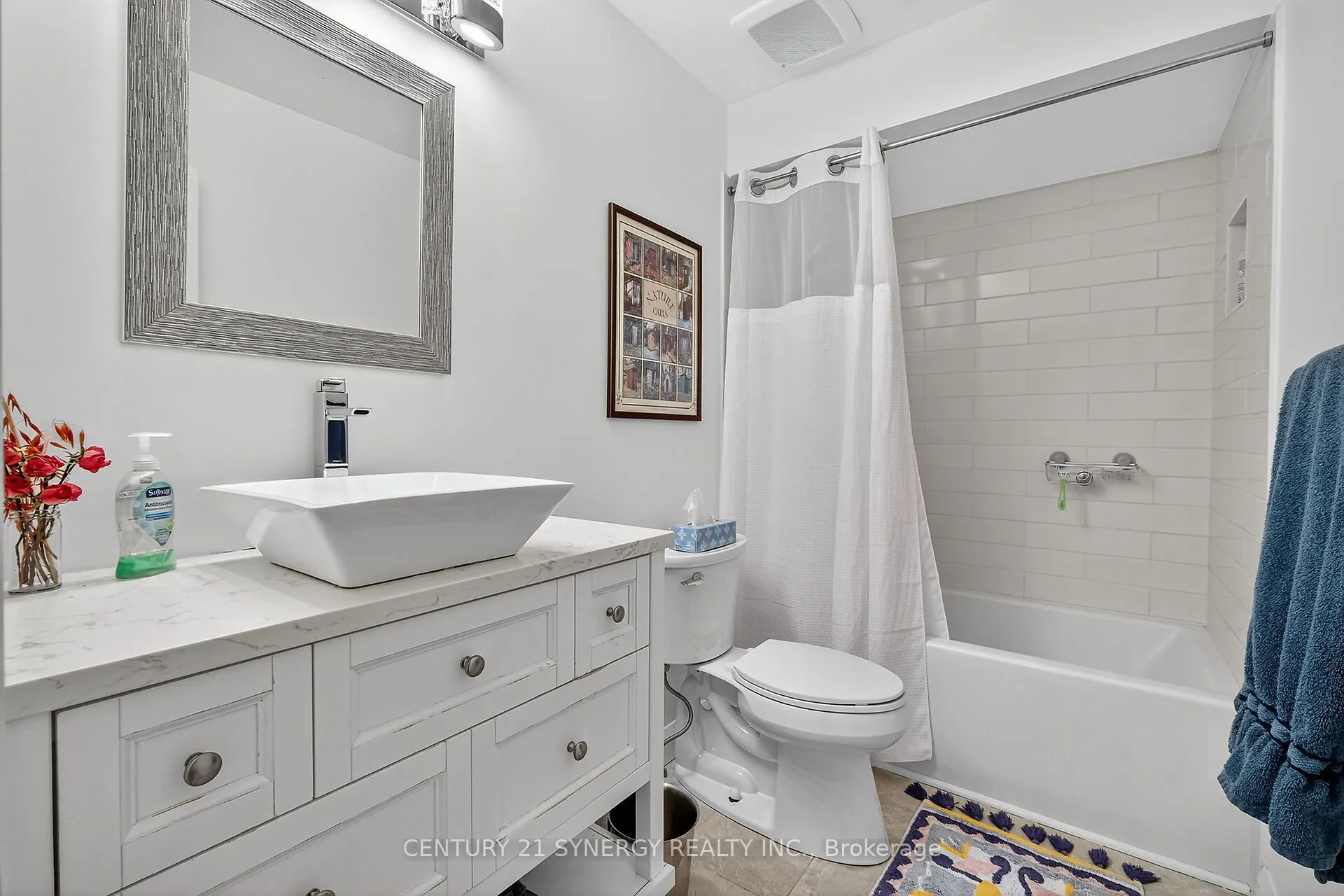 18 Oyster Bay Court
