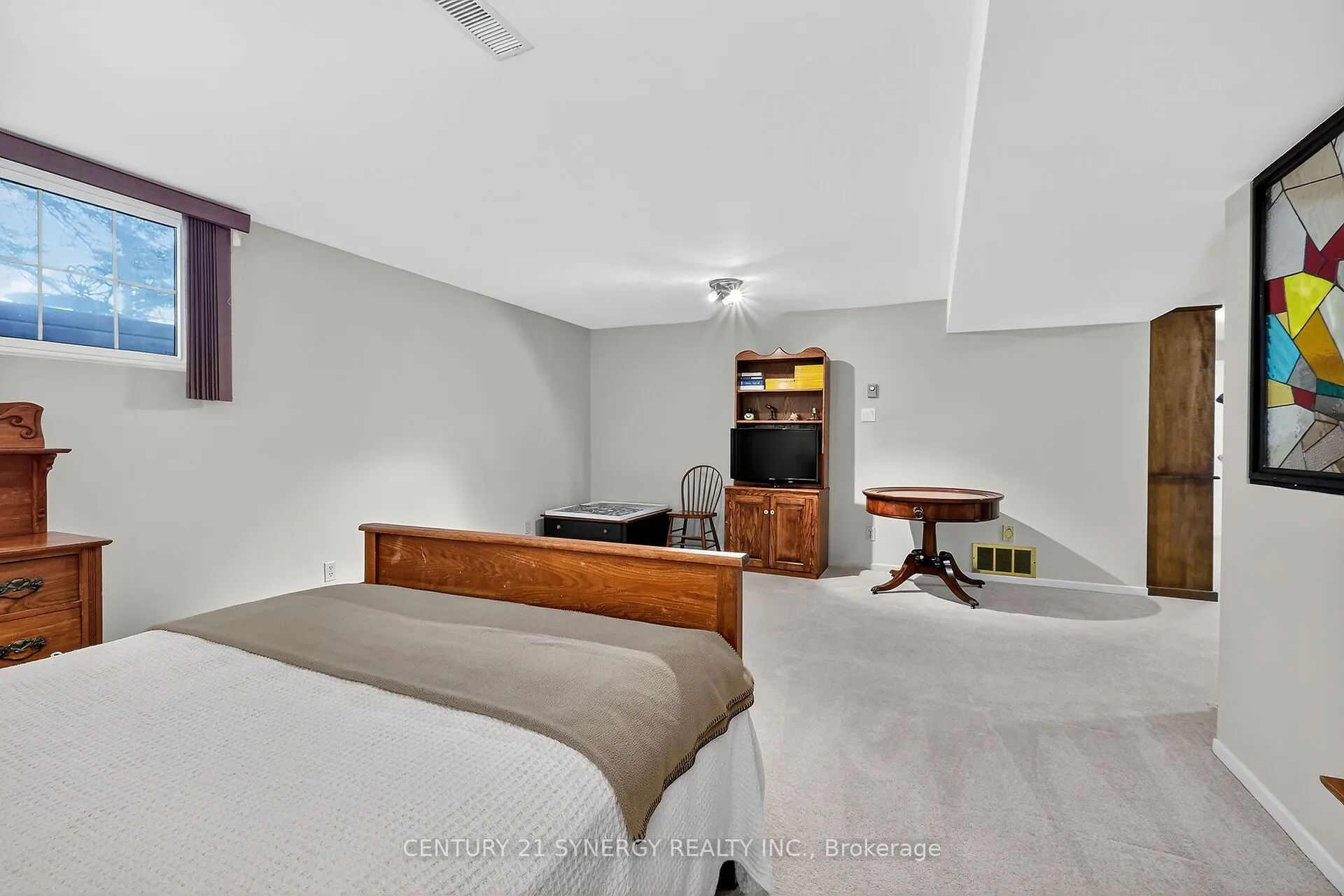 18 Oyster Bay Court