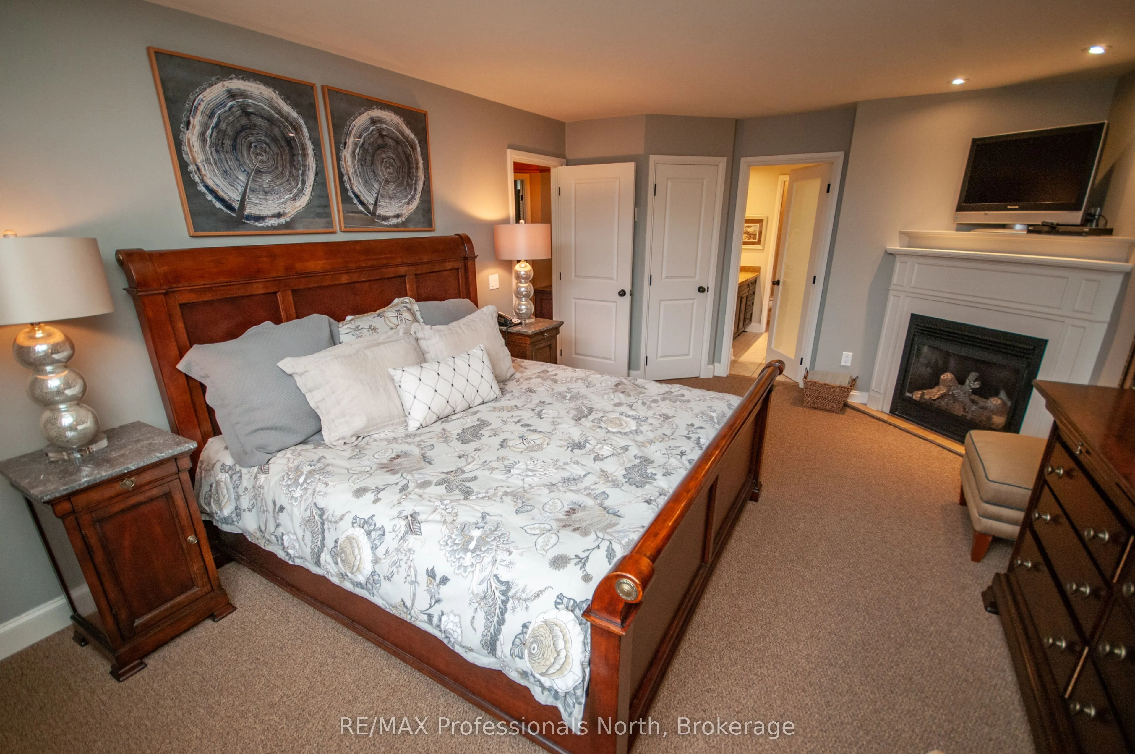 3876 MUSKOKA ROAD 118 WEST, #Carling 4, W10