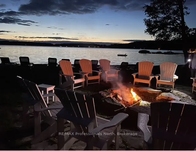3876 MUSKOKA ROAD 118 WEST, #Carling 4, W10