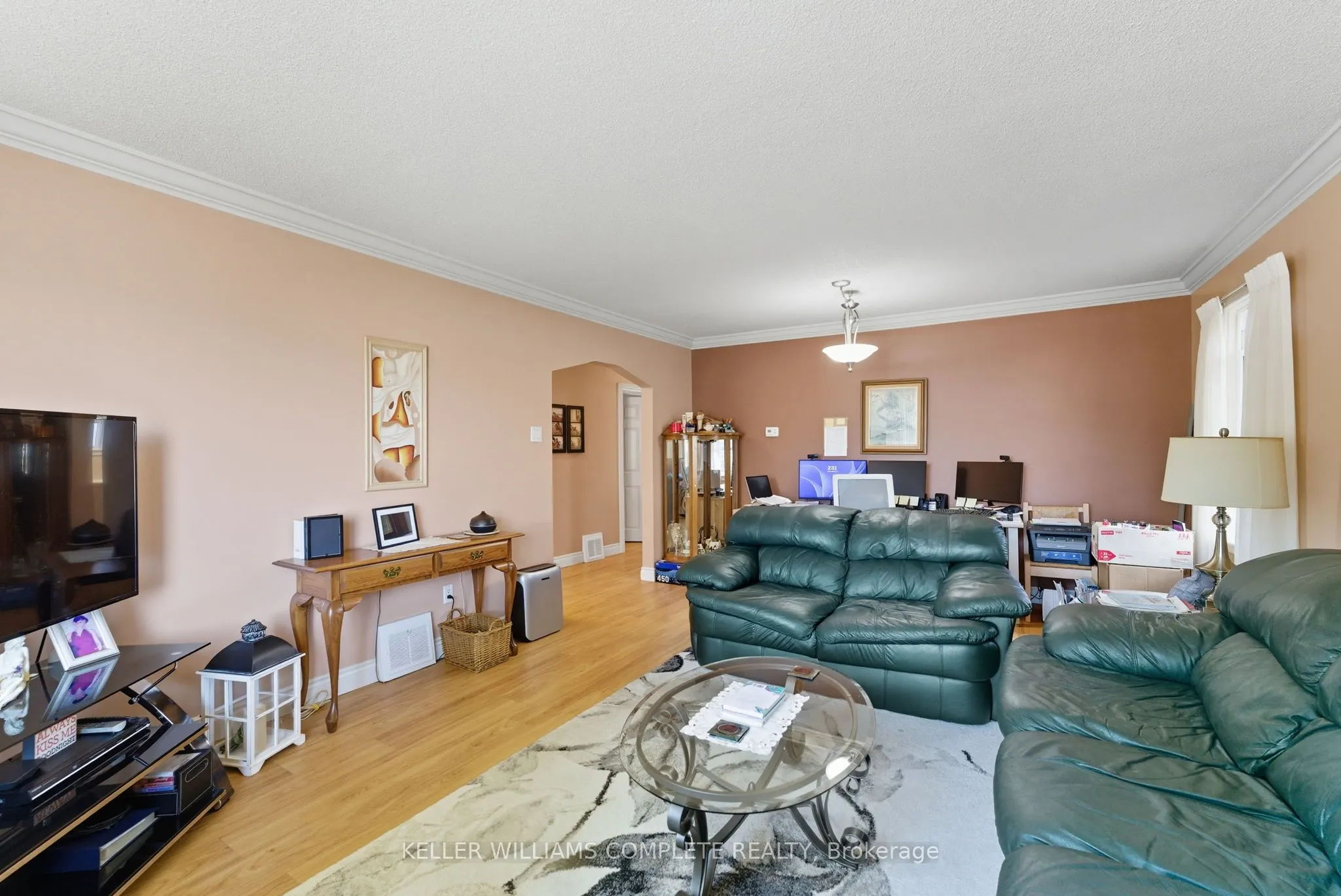 446 East 42nd Street
