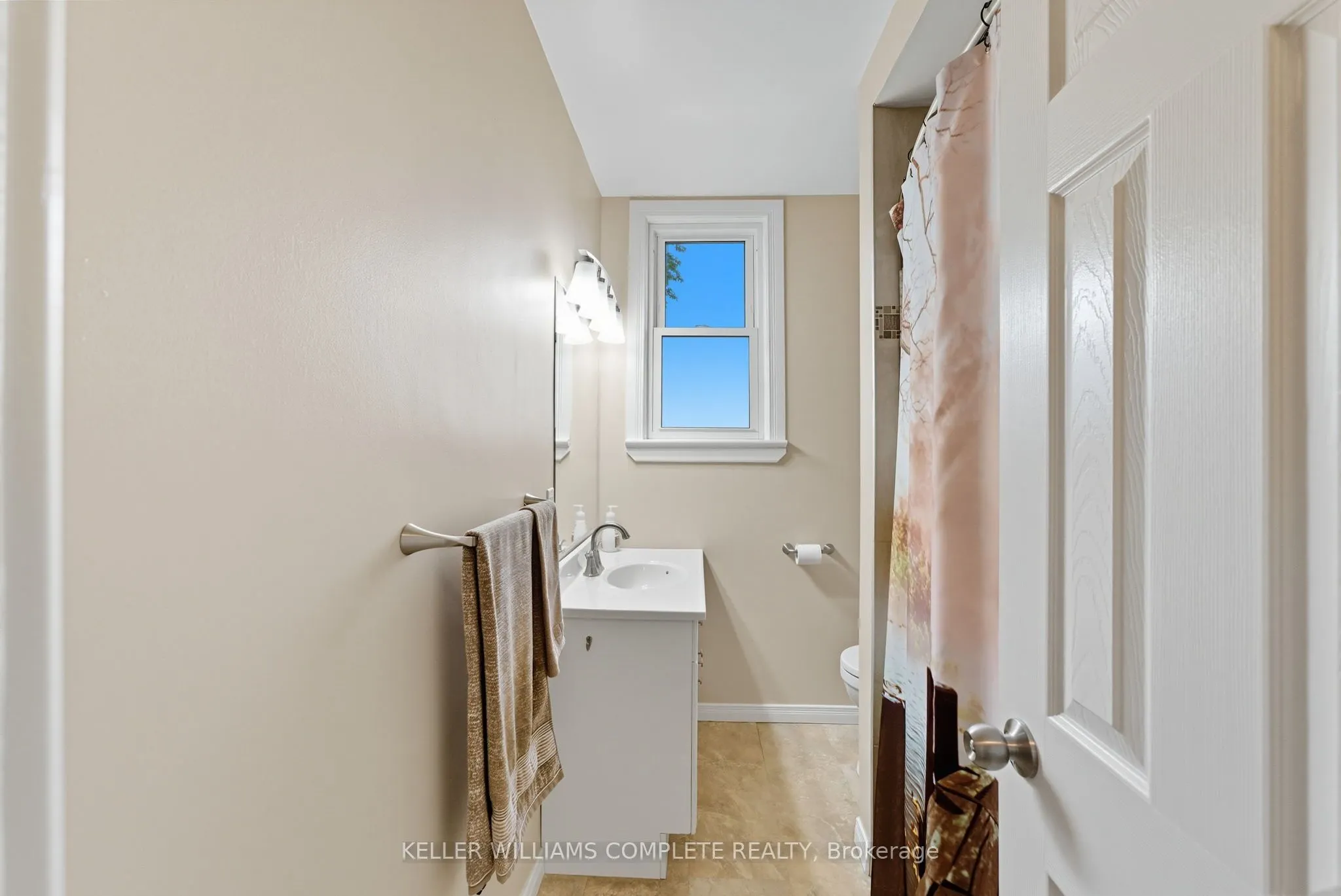 446 East 42nd Street