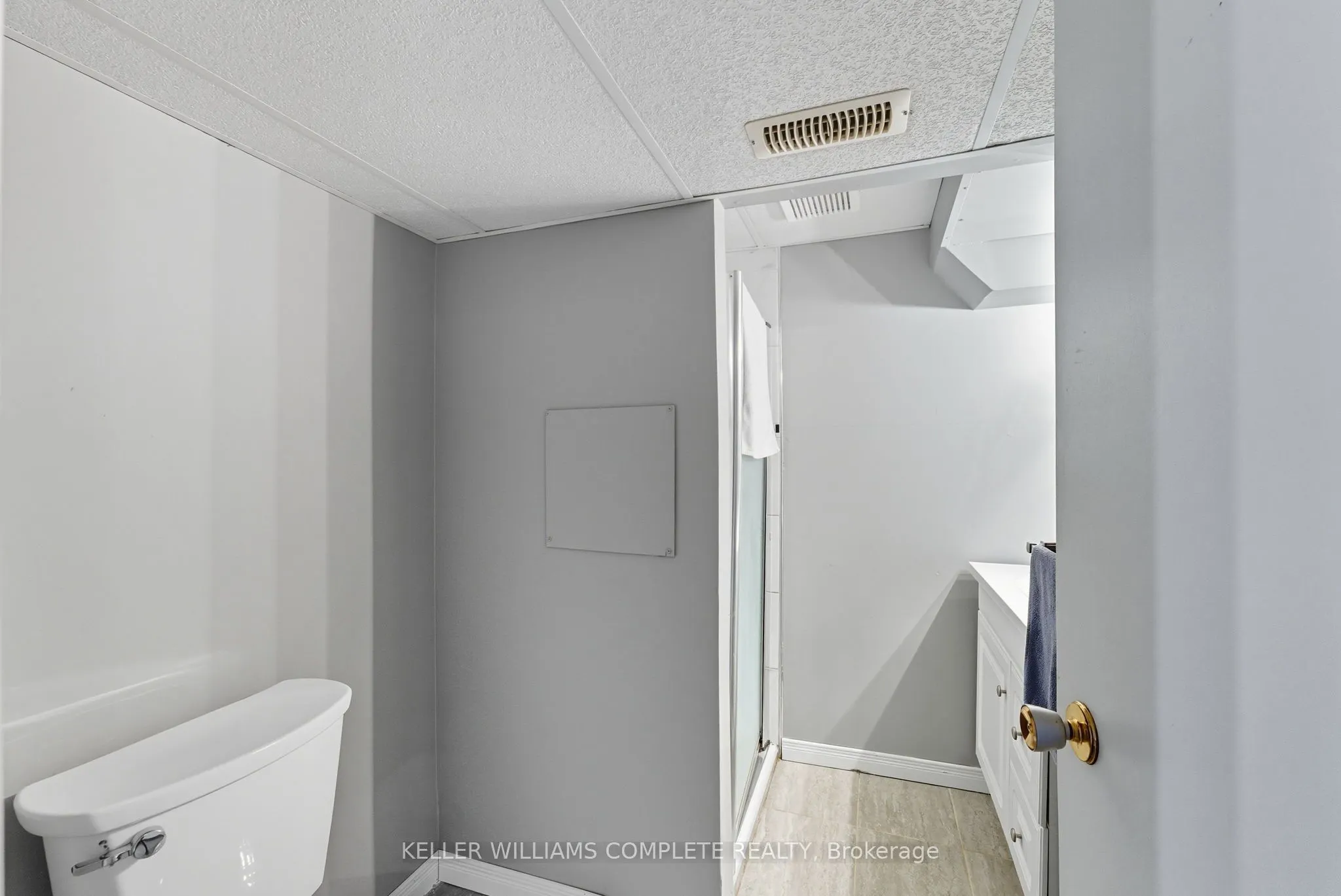 446 East 42nd Street