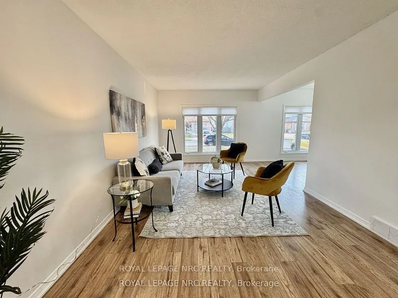 10 Cornwell Circle