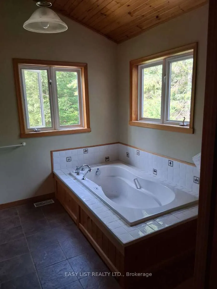 175 Old Man's Lake Lane