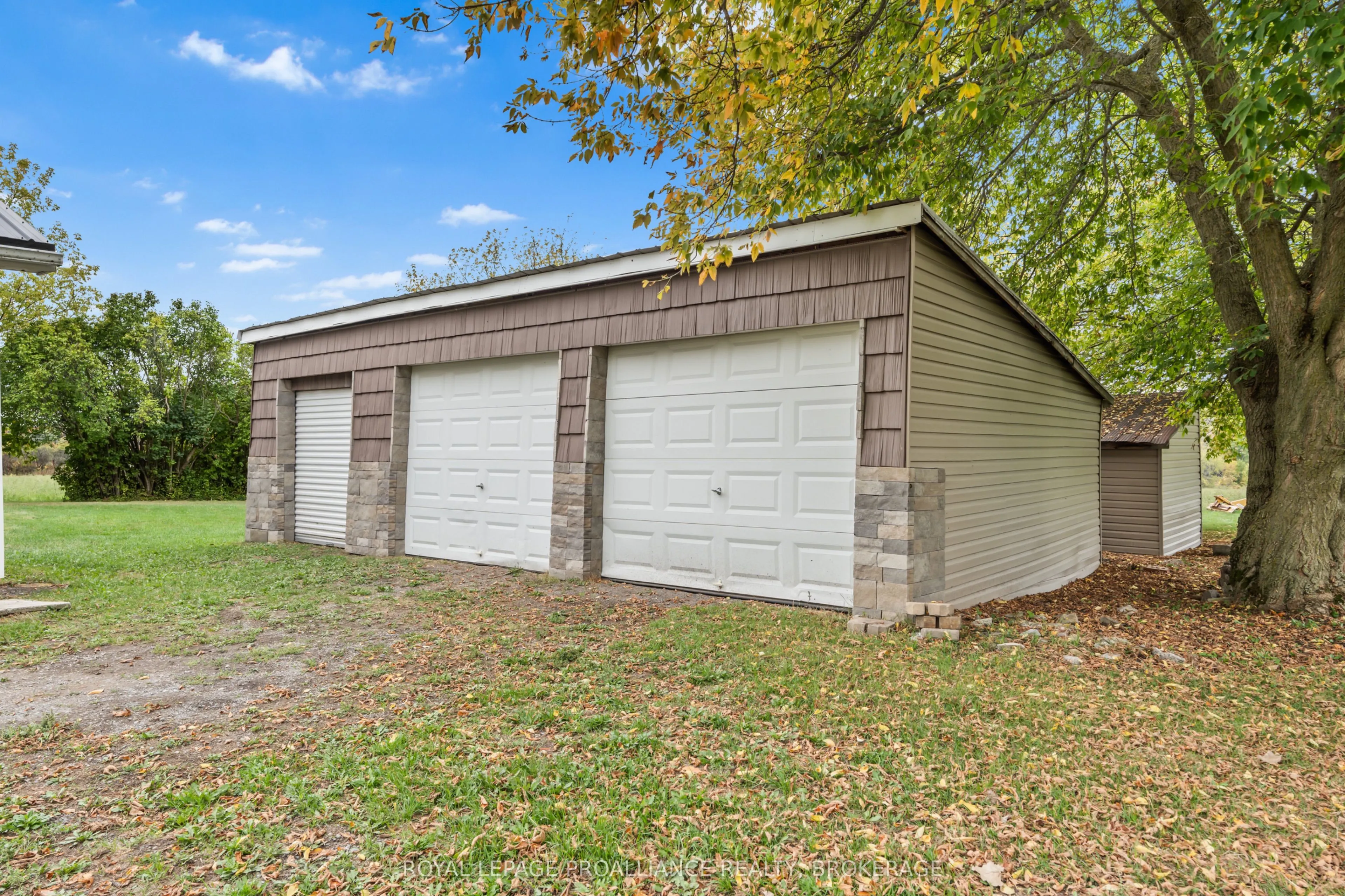 1551 County Road 1 E