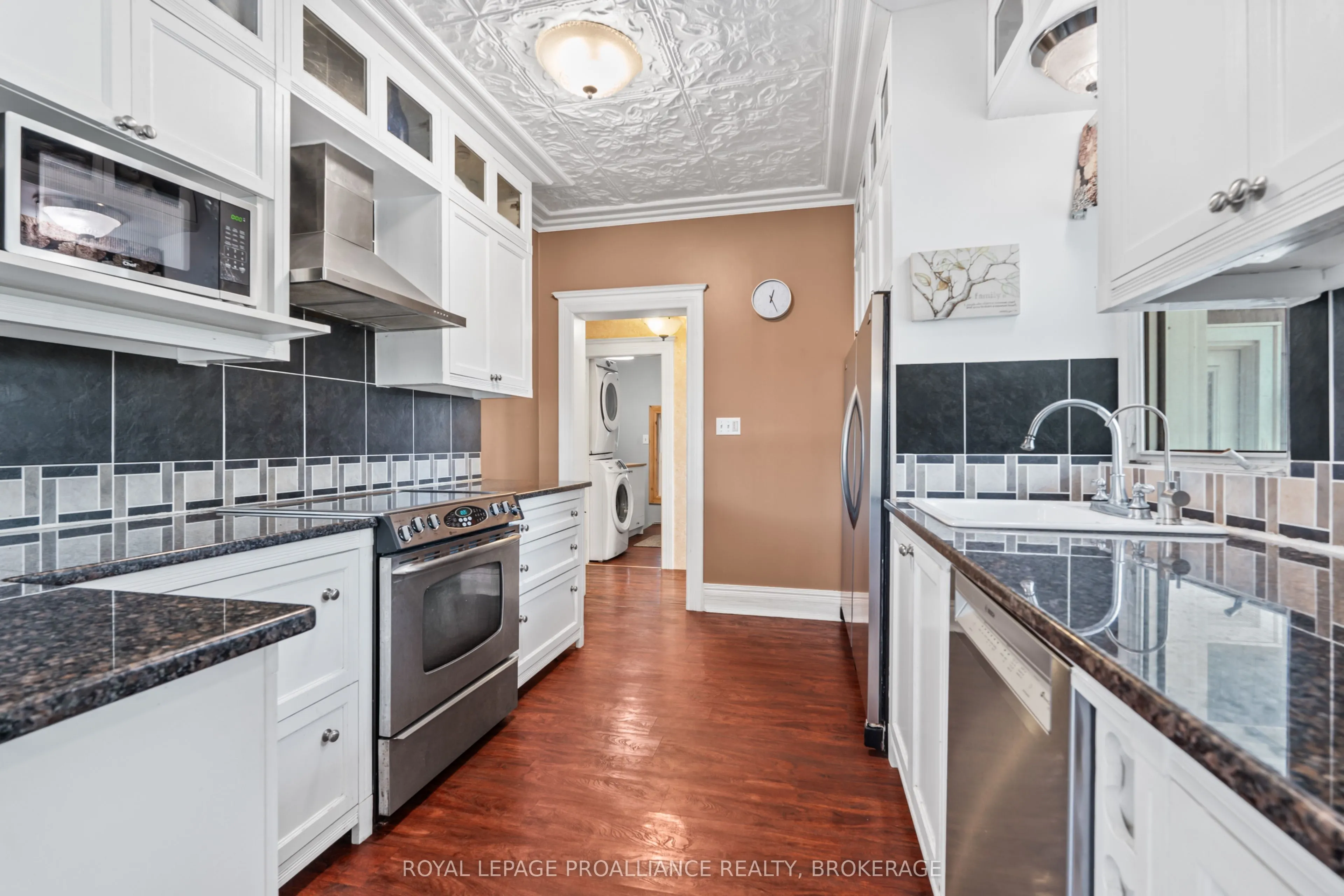 1551 County Road 1 E