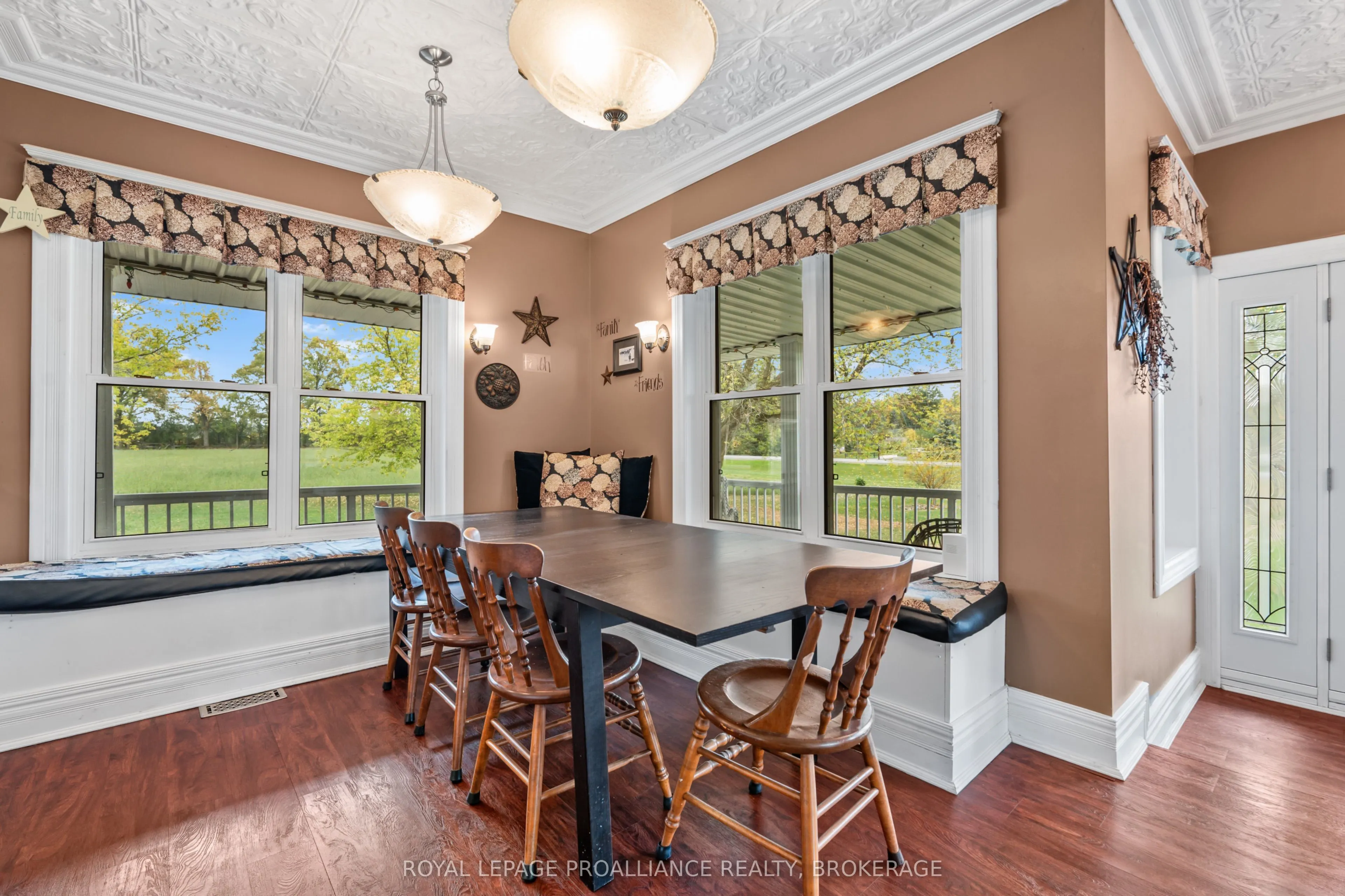 1551 County Road 1 E