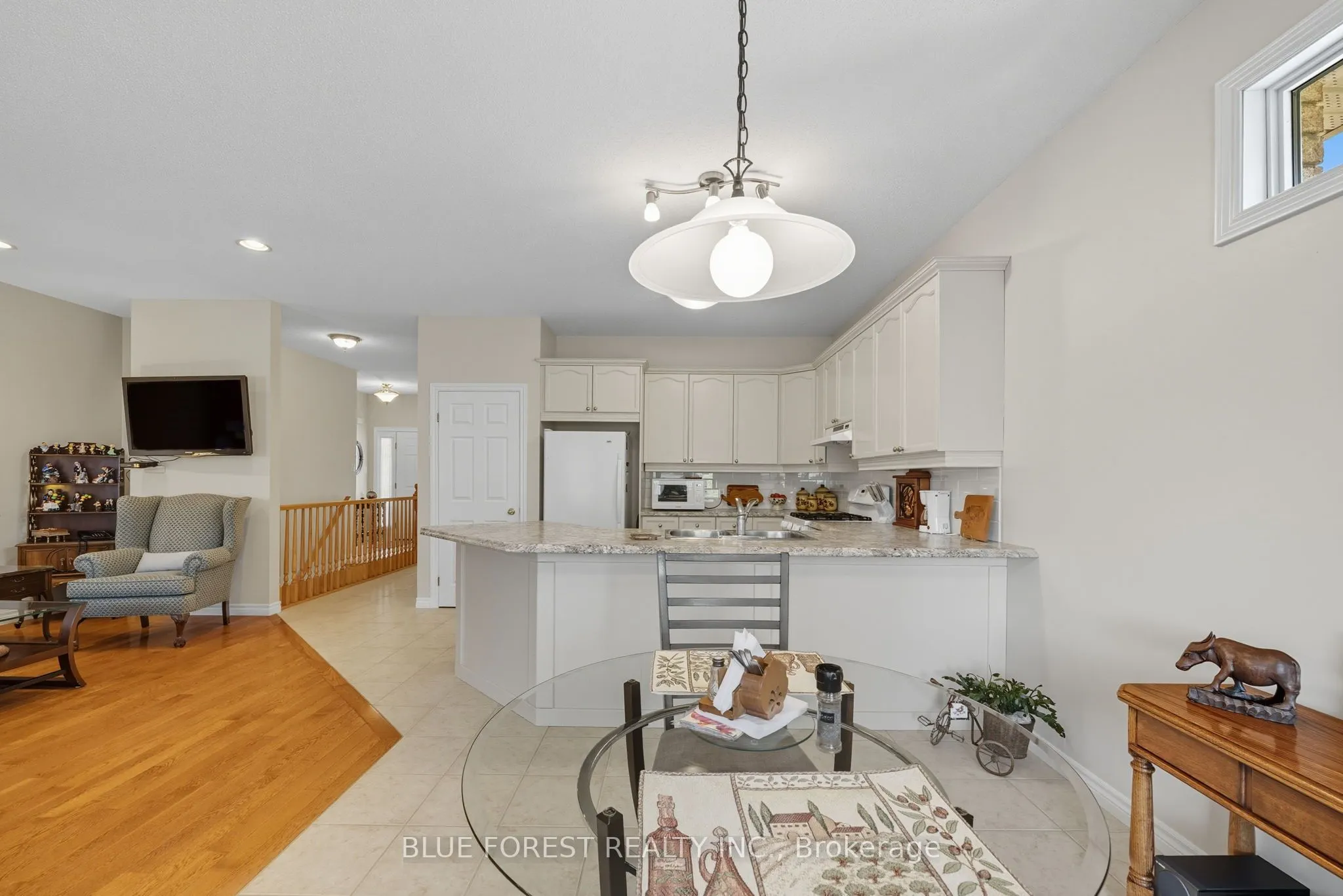 86 Calvert Lane