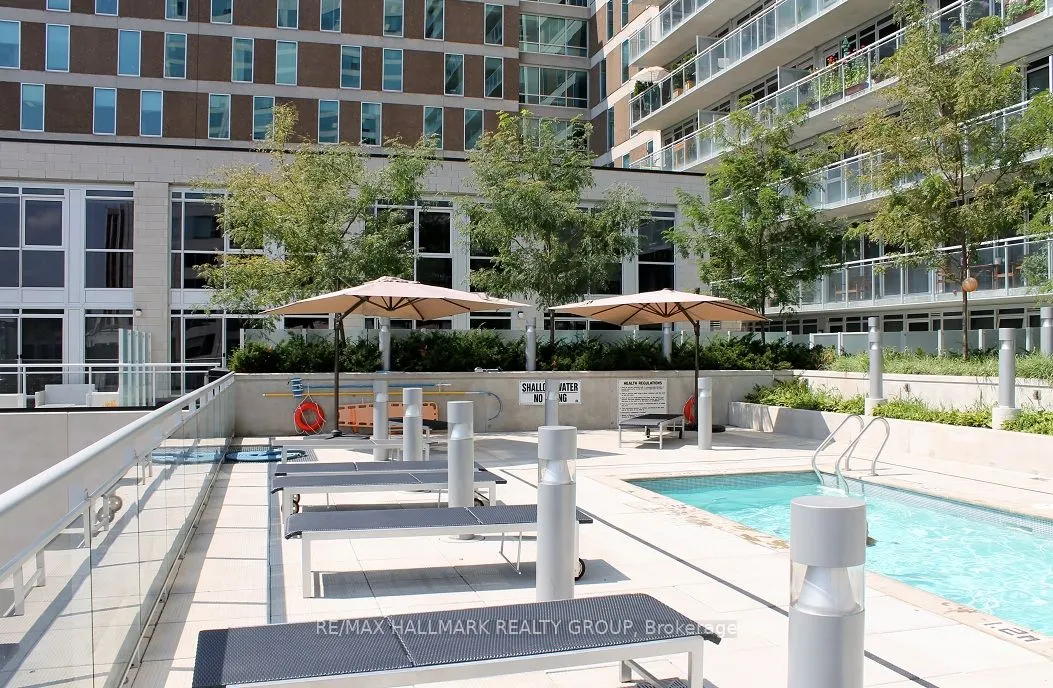 324 Laurier Avenue W, #906