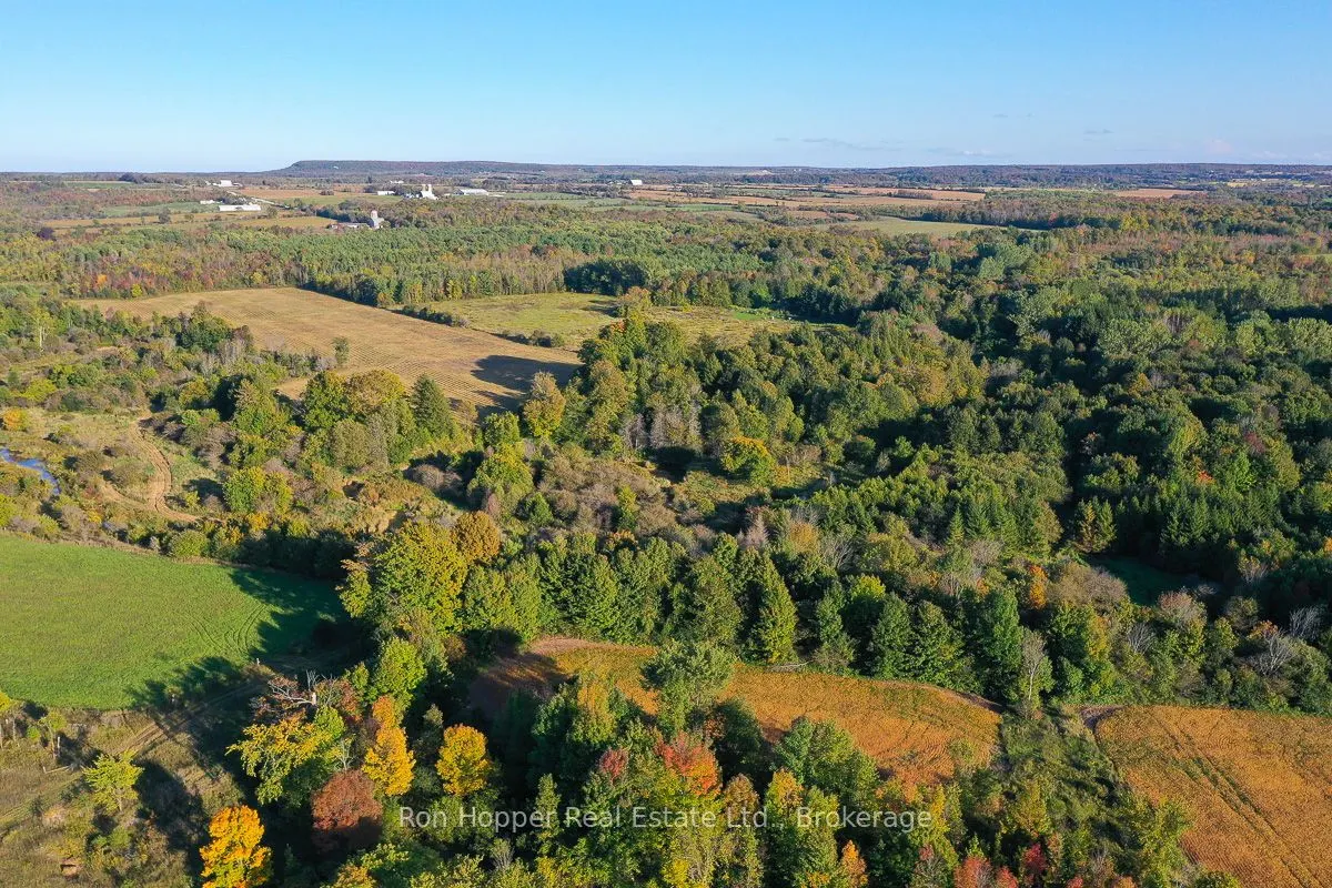 439629 Sydenham-Lakeshore Drive