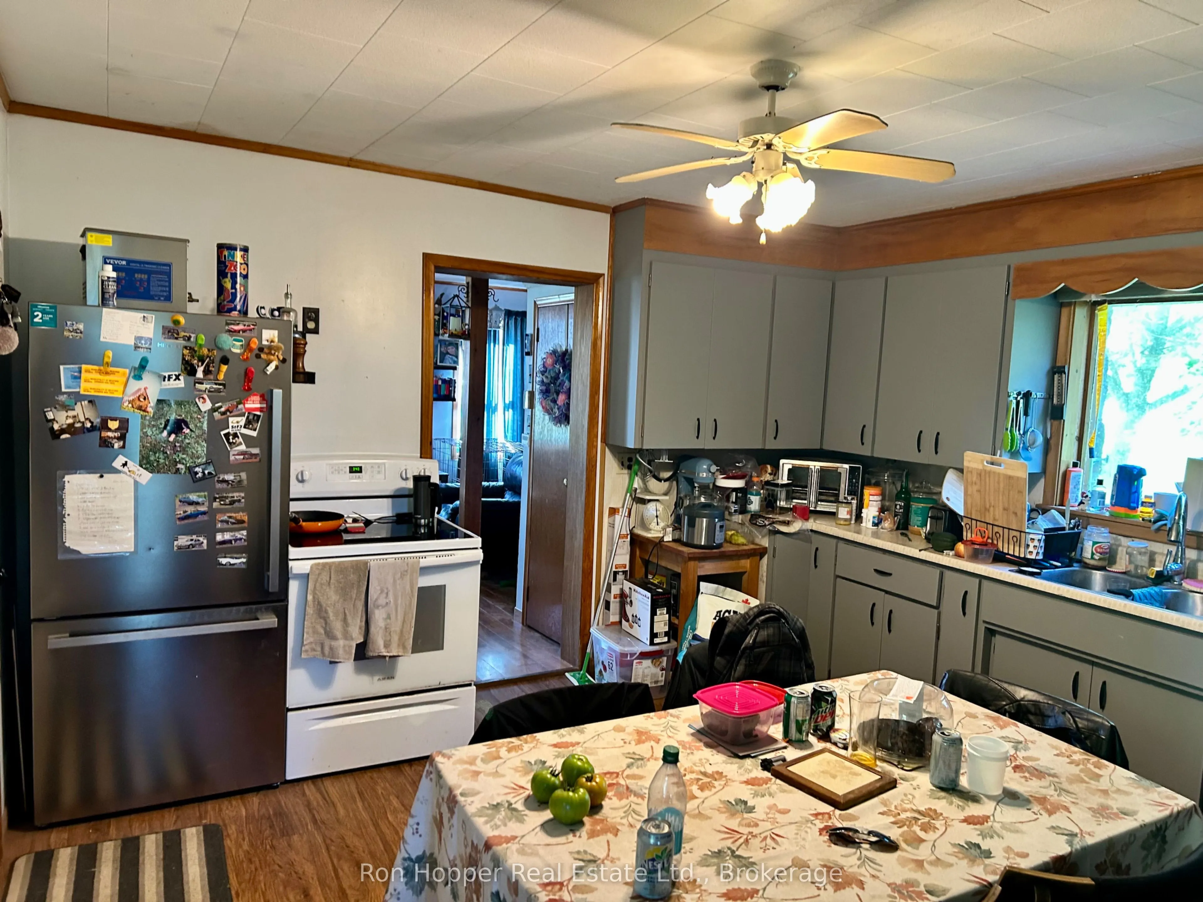 439629 Sydenham-Lakeshore Drive
