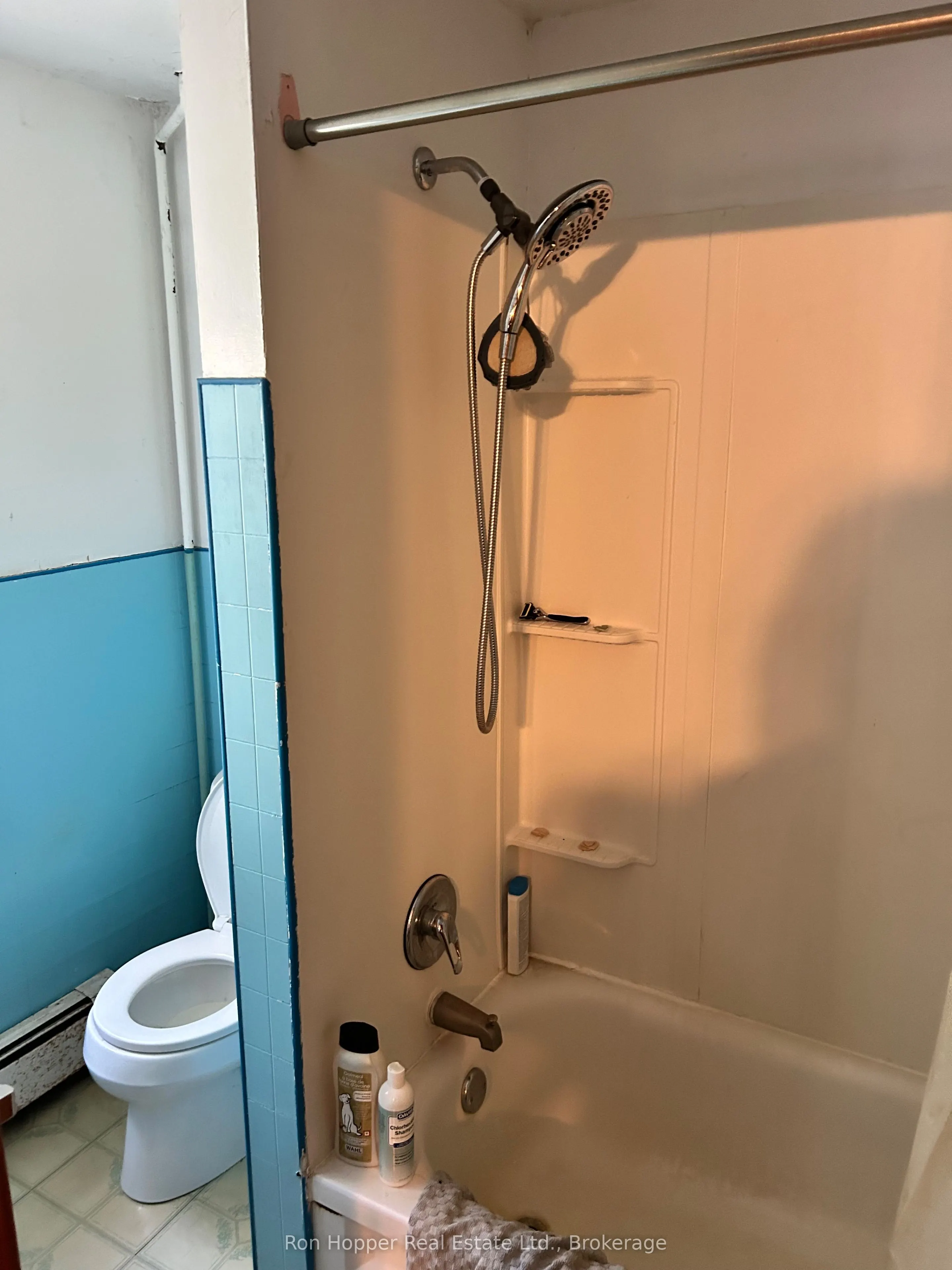 439629 Sydenham-Lakeshore Drive