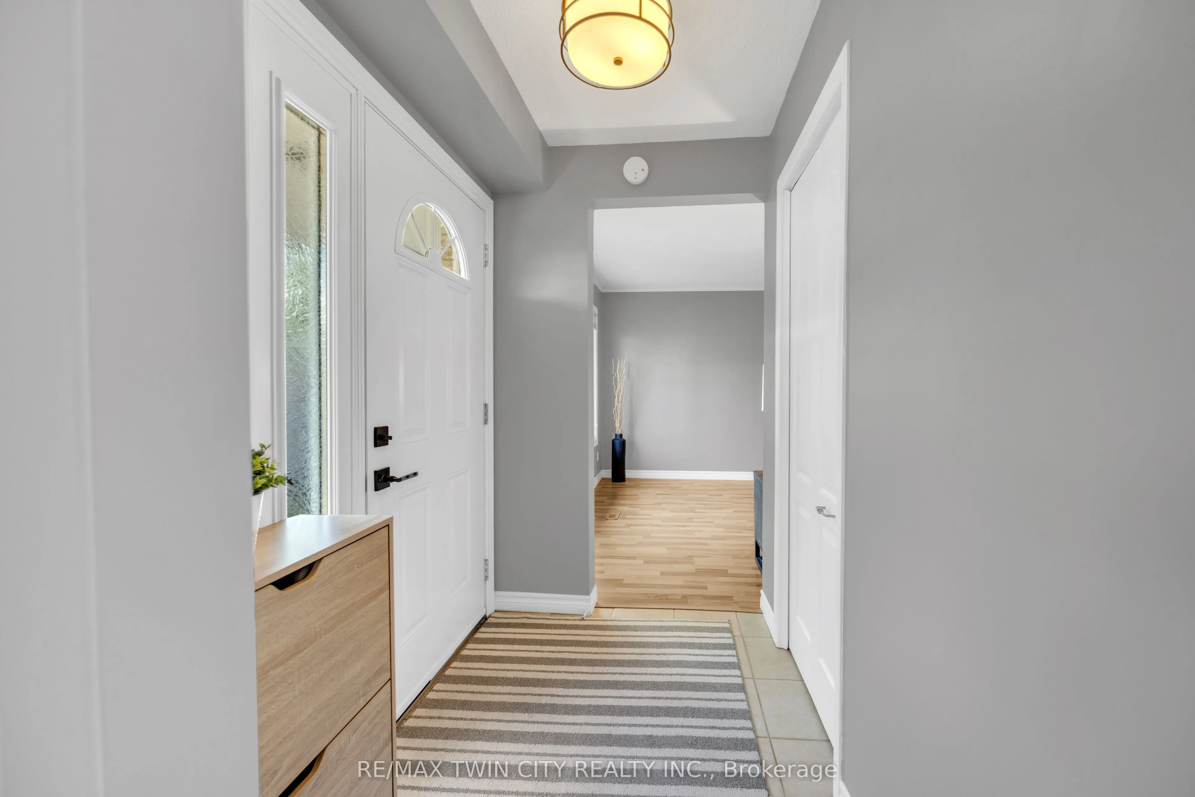 14 Williamsburg Road, #54