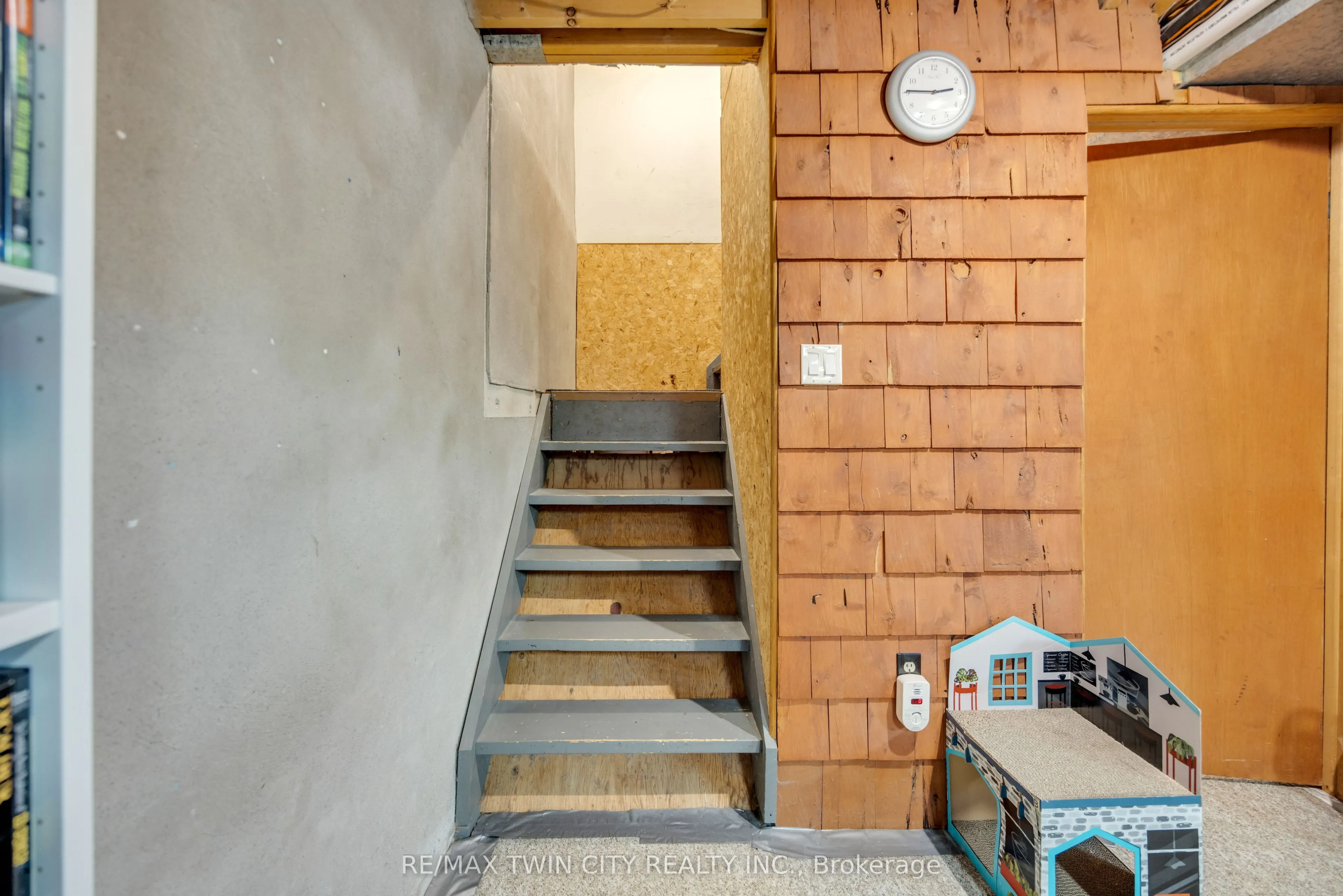 14 Williamsburg Road, #54