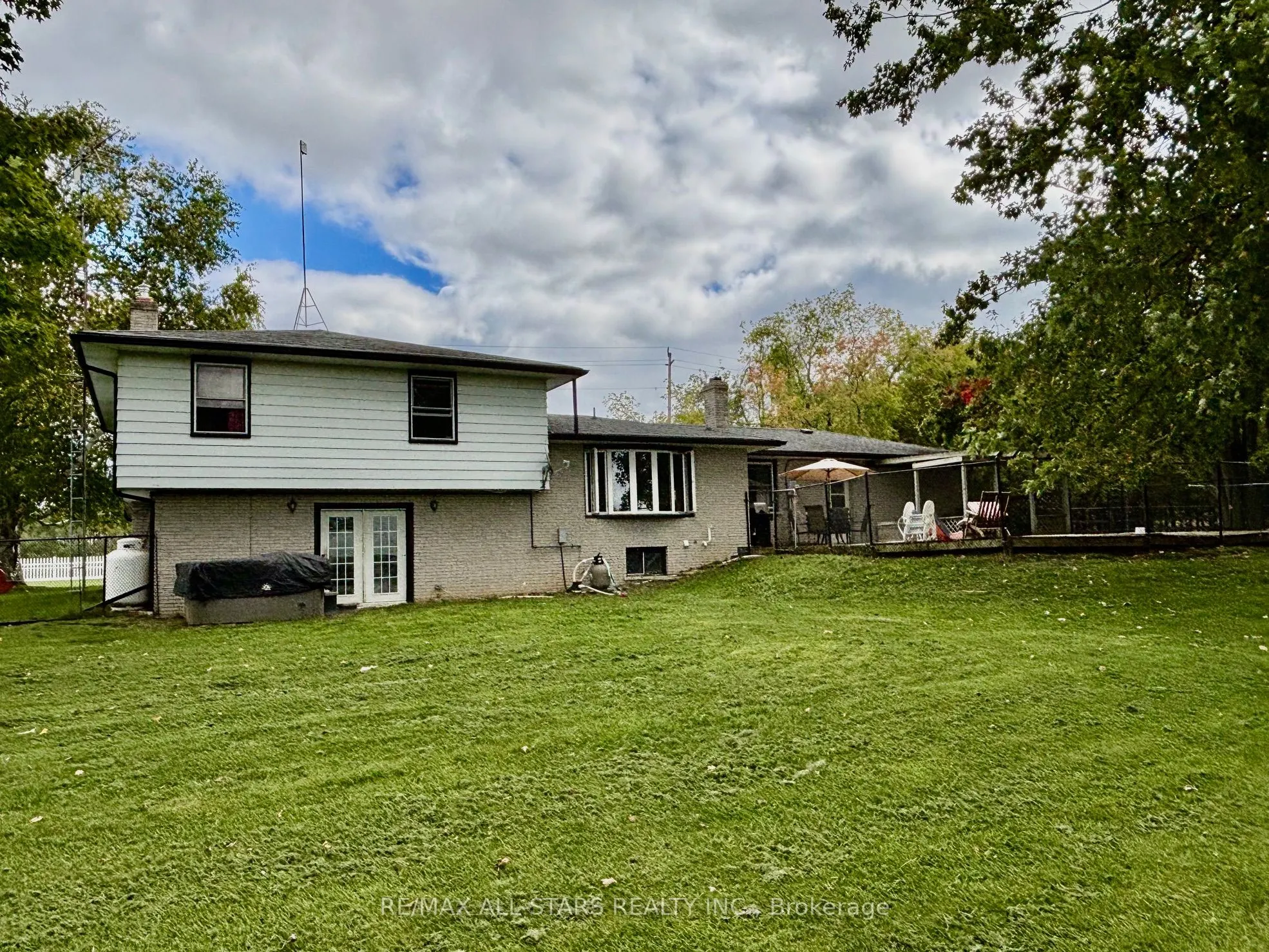 375 Ogemah Road