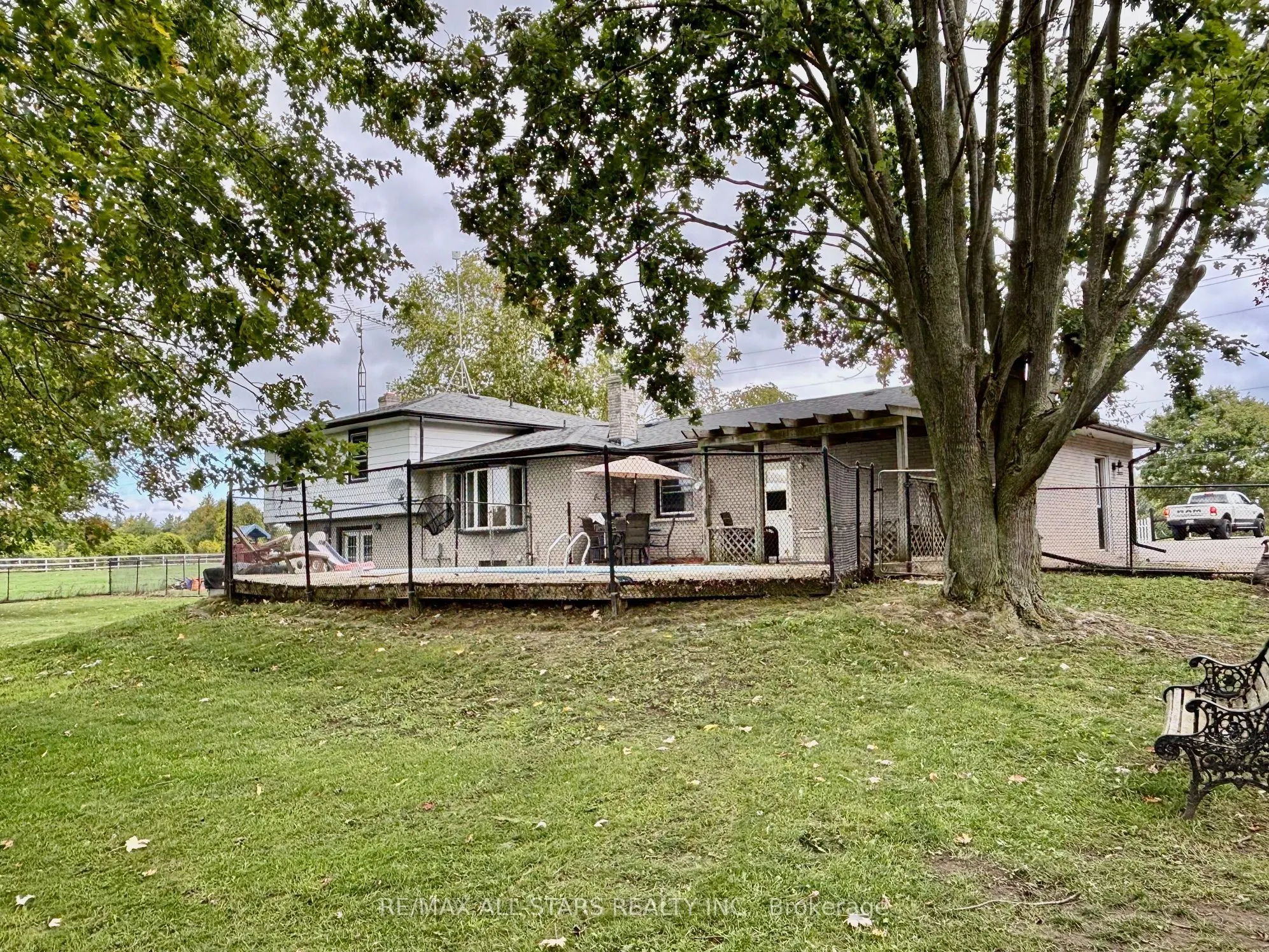 375 Ogemah Road