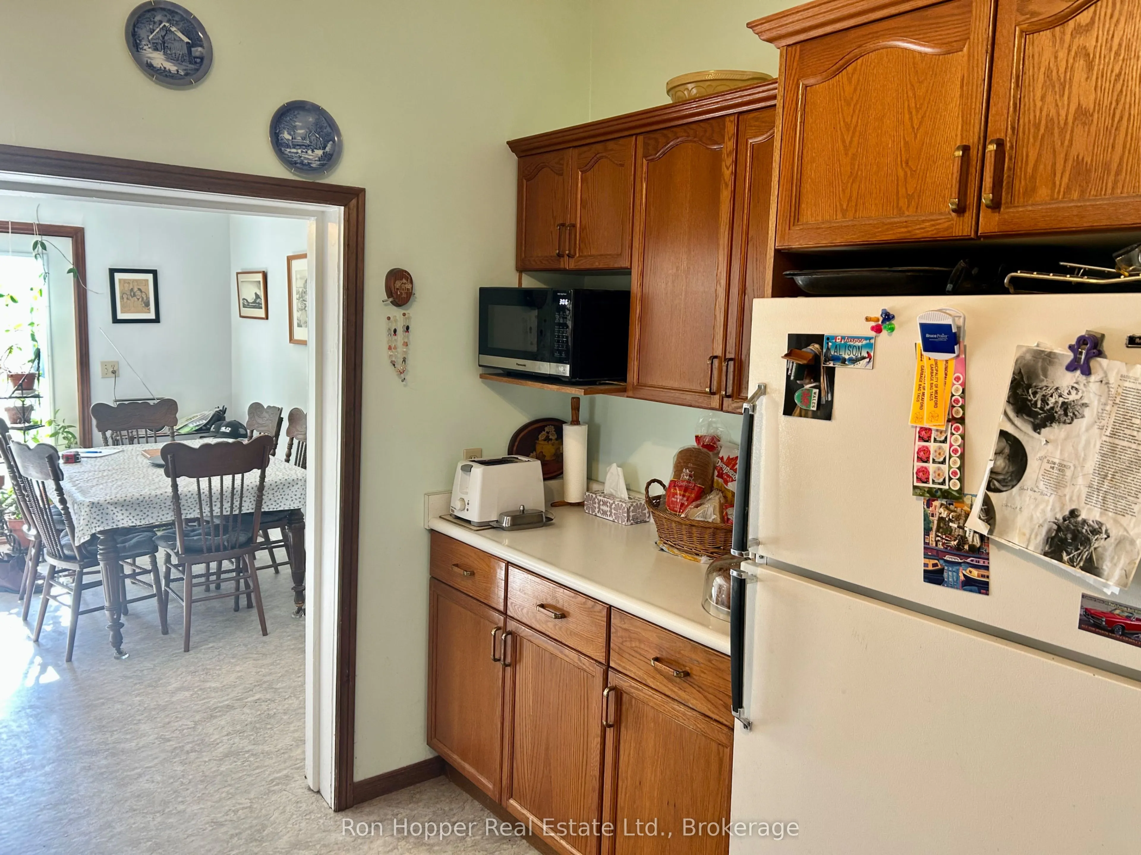 439567 Sydenham-Lakeshore Drive