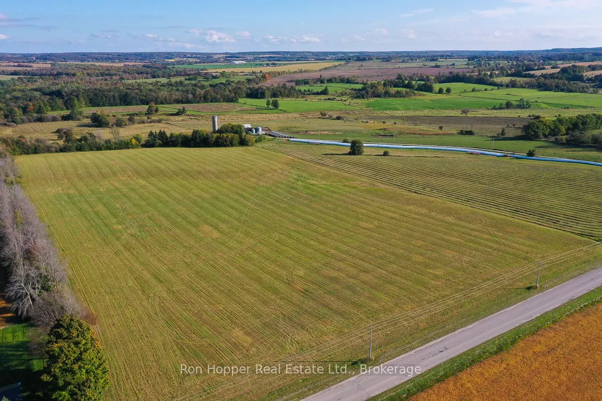 439567 Sydenham-Lakeshore Drive