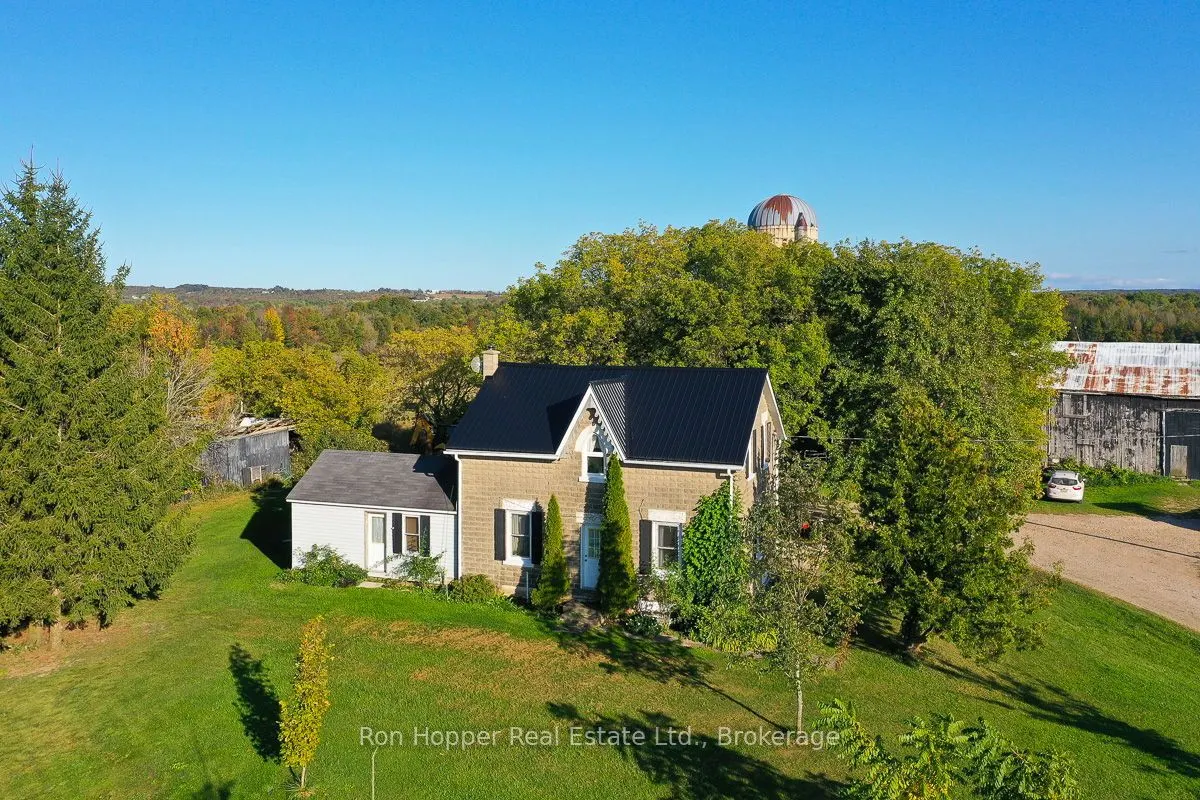 439567 Sydenham-Lakeshore Drive