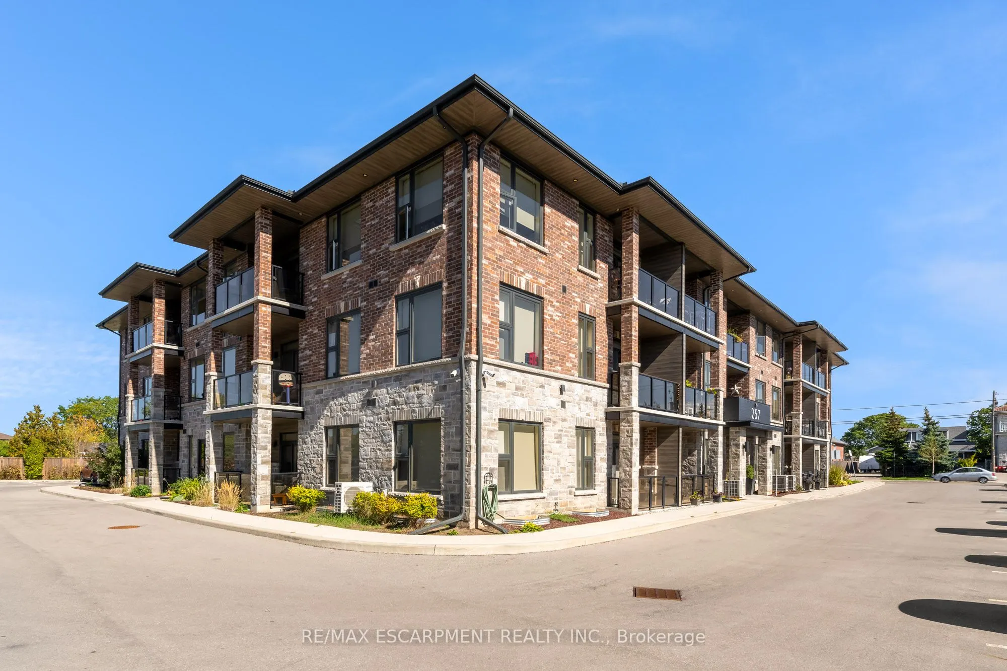 257 Millen Road, #209