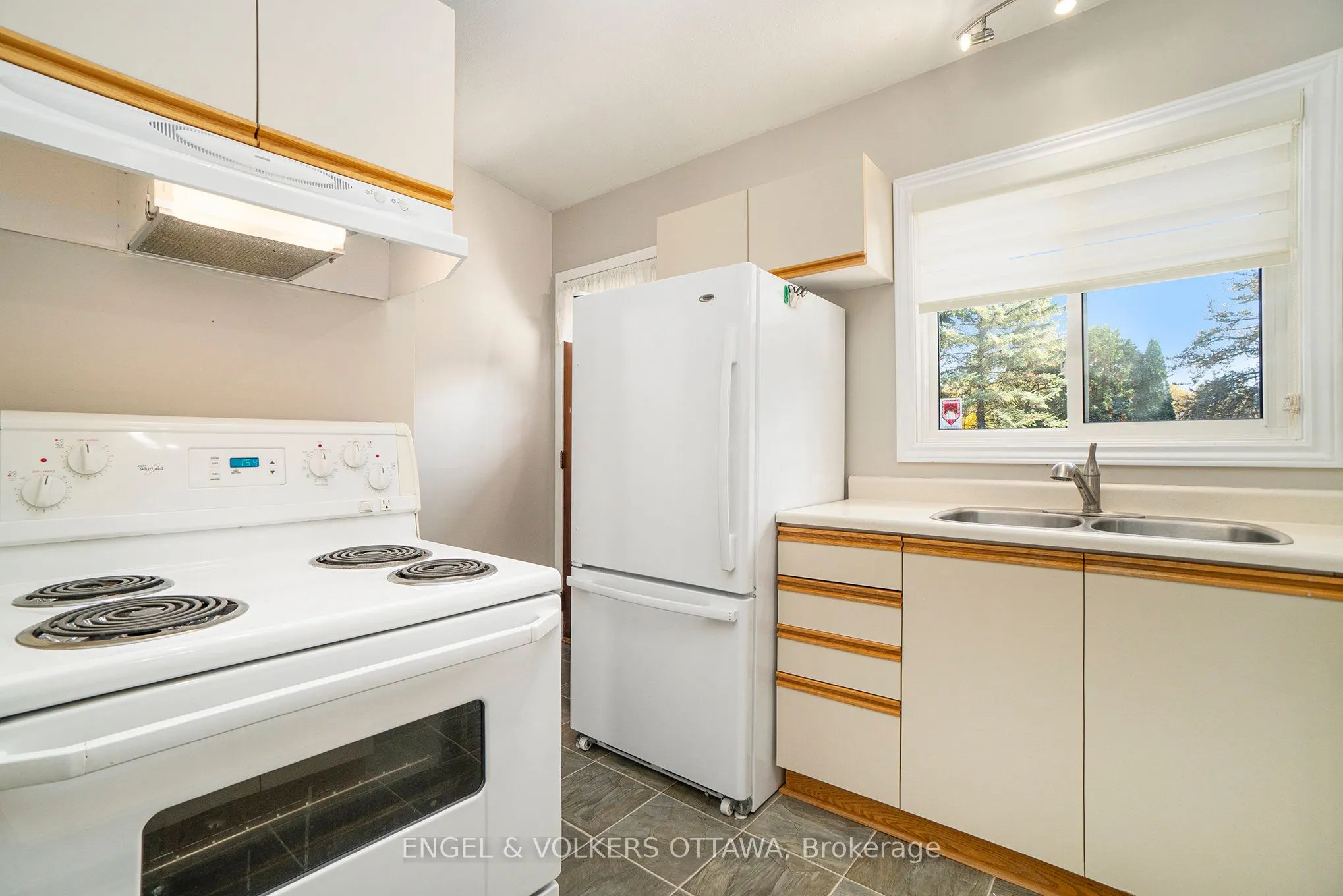258 Herrick Drive, Rr#1, Arnprior Drive