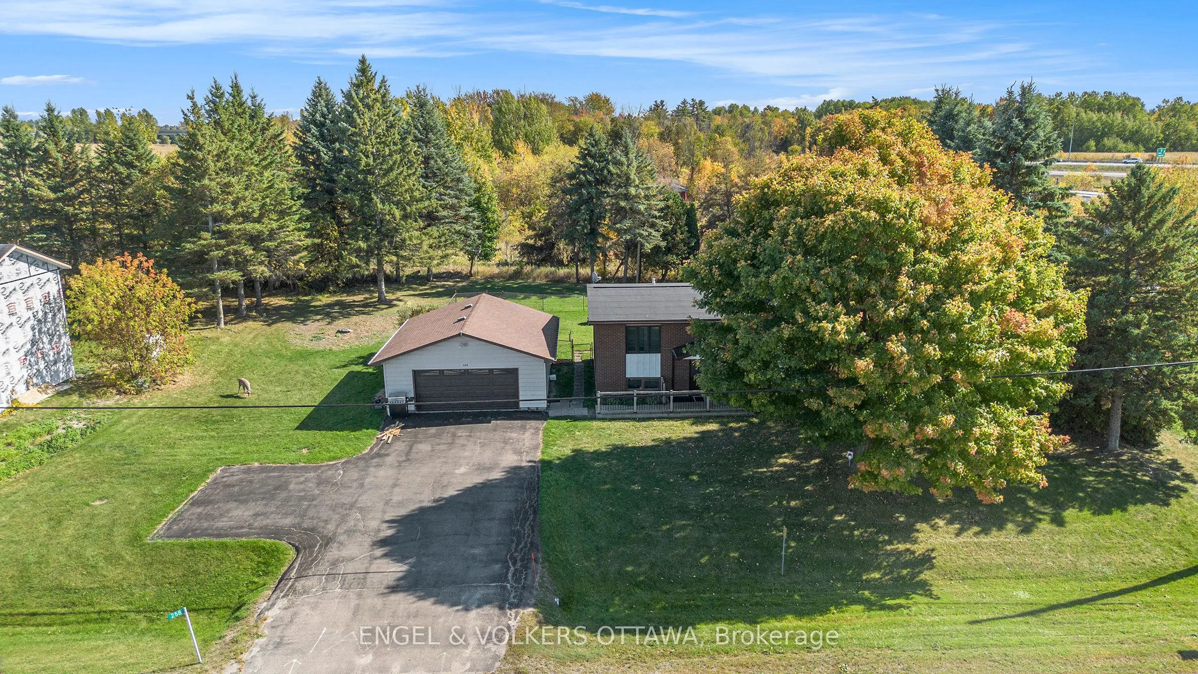 258 Herrick Drive, Rr#1, Arnprior Drive