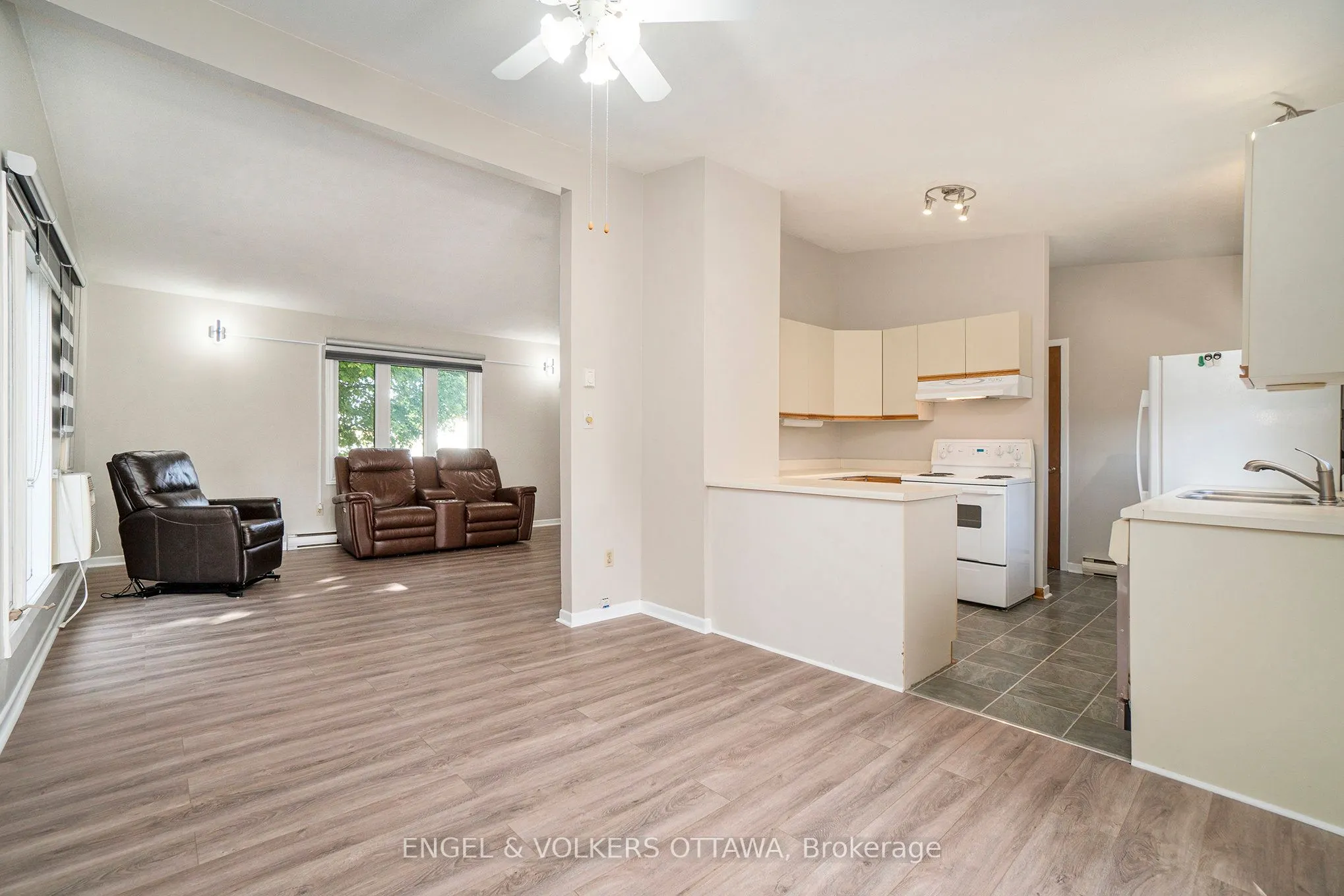 258 Herrick Drive, Rr#1, Arnprior Drive