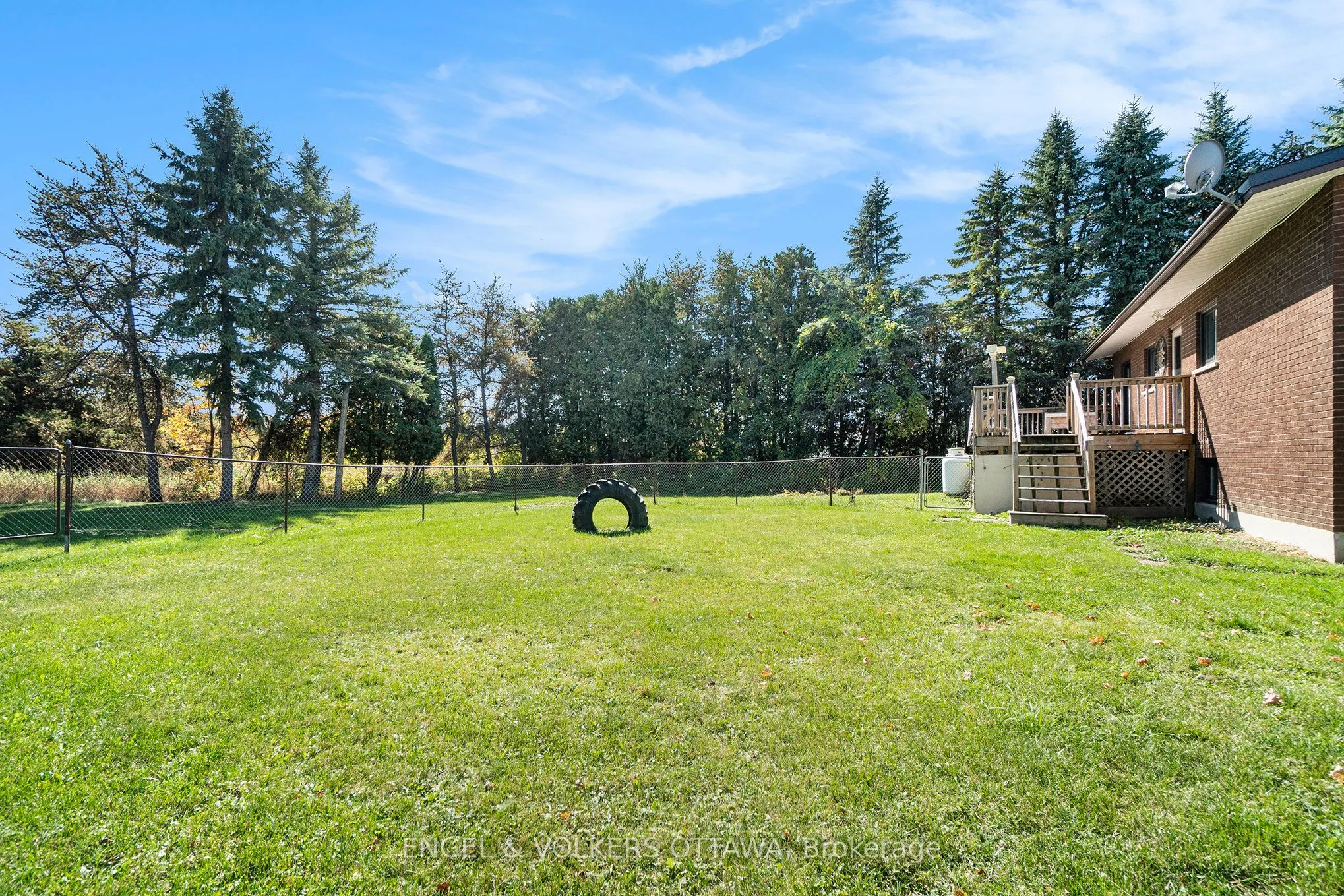 258 Herrick Drive, Rr#1, Arnprior Drive