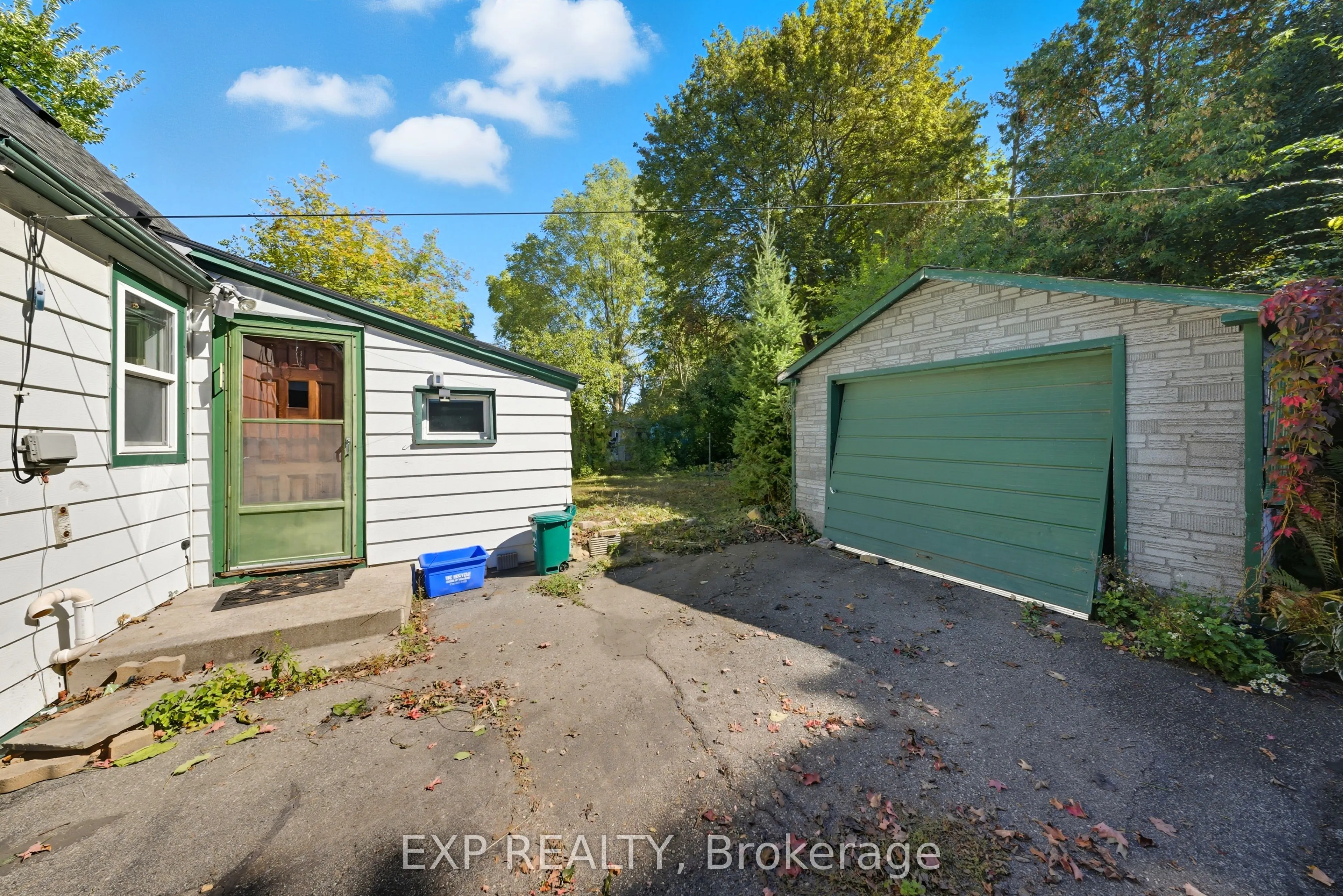 35 Glen Road