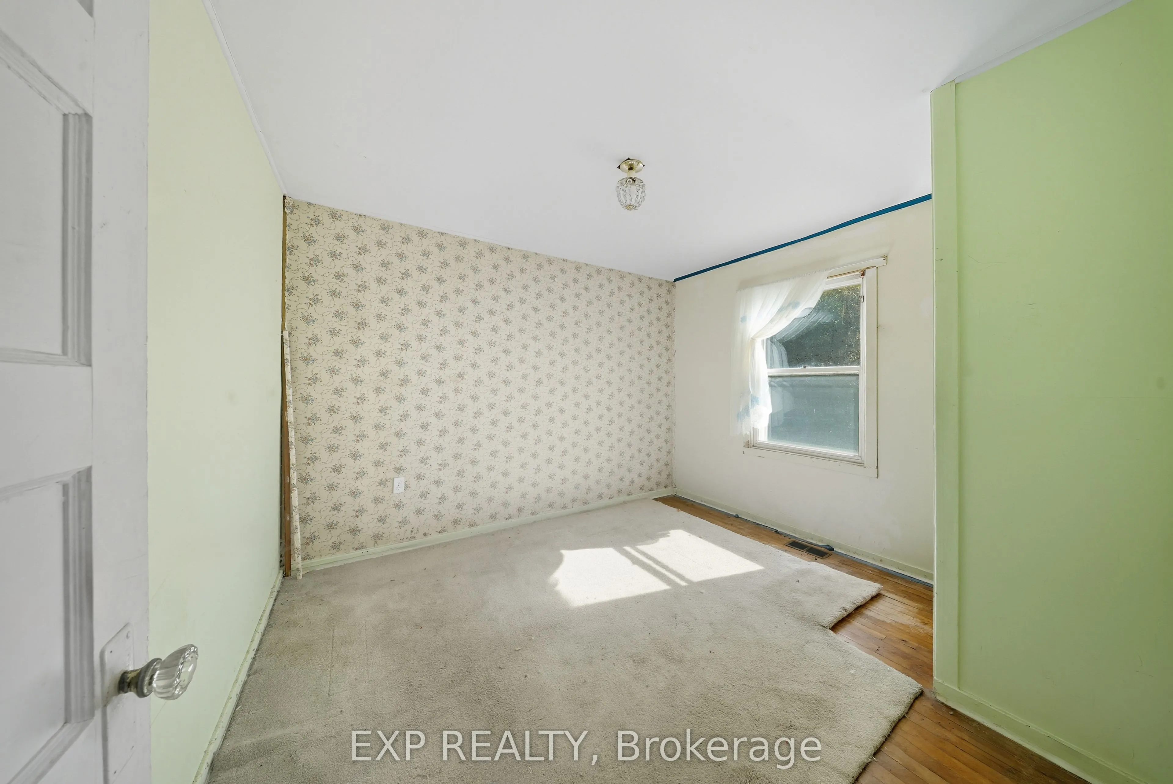 35 Glen Road