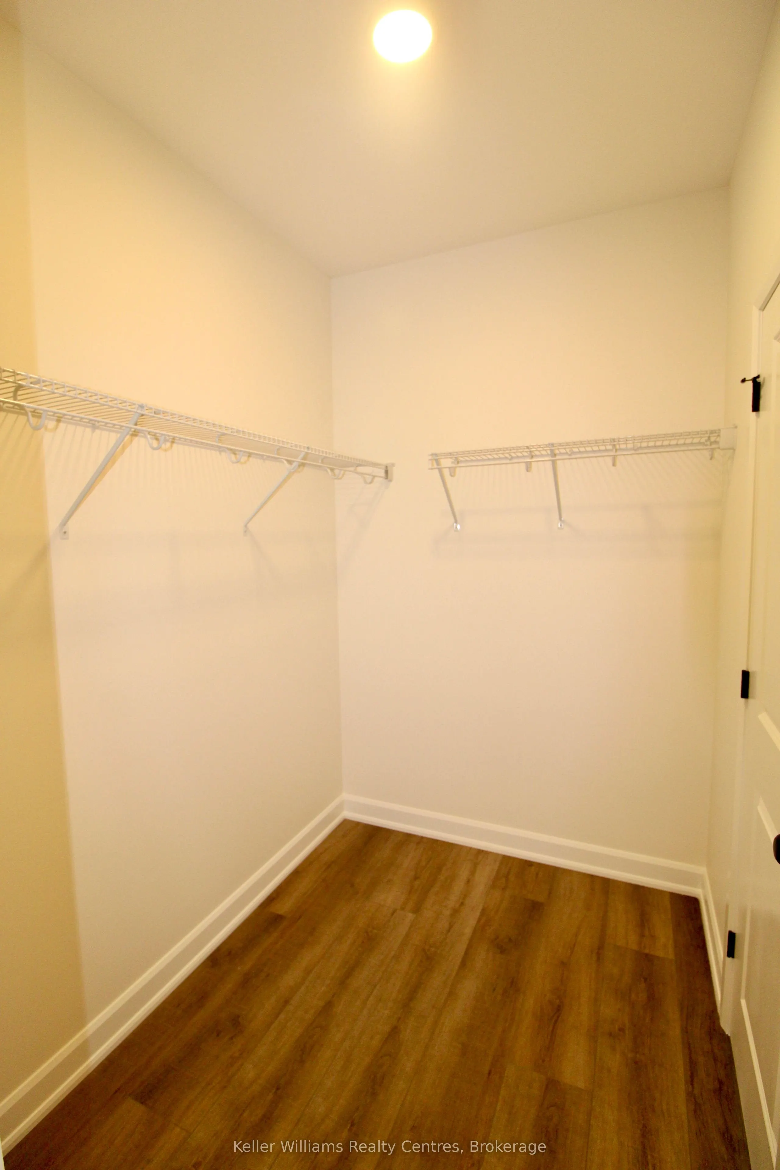#2 260 7th Street