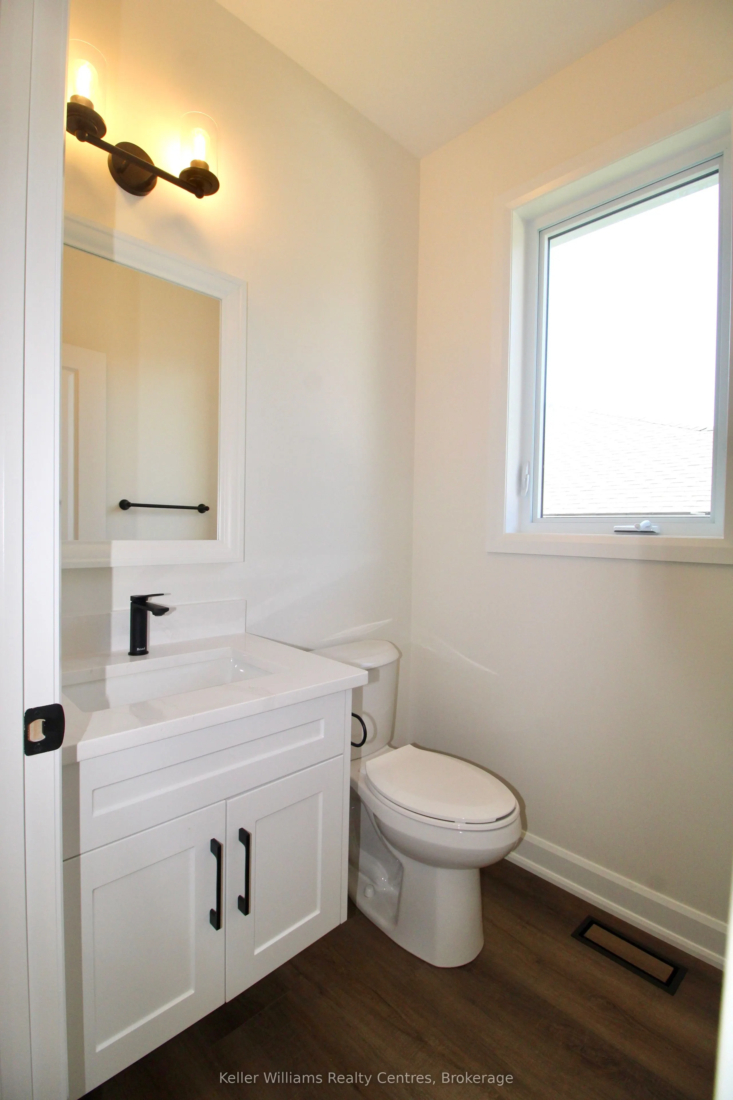 #2 260 7th Street