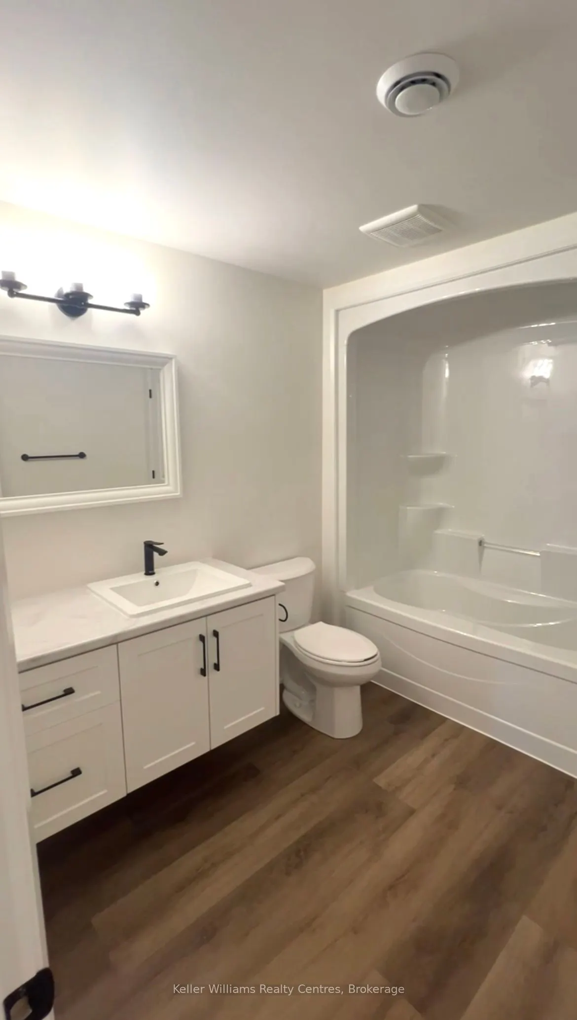 #2 260 7th Street