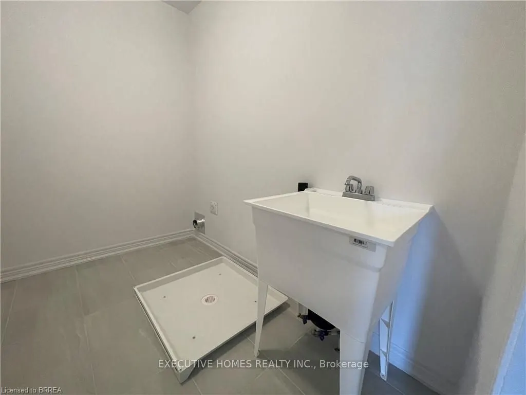 120 Court Drive, #100