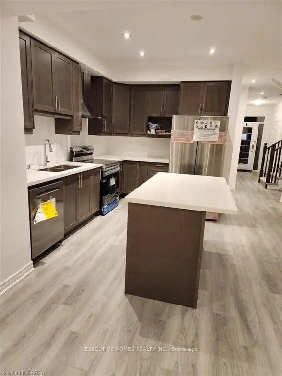 120 Court Drive, #100