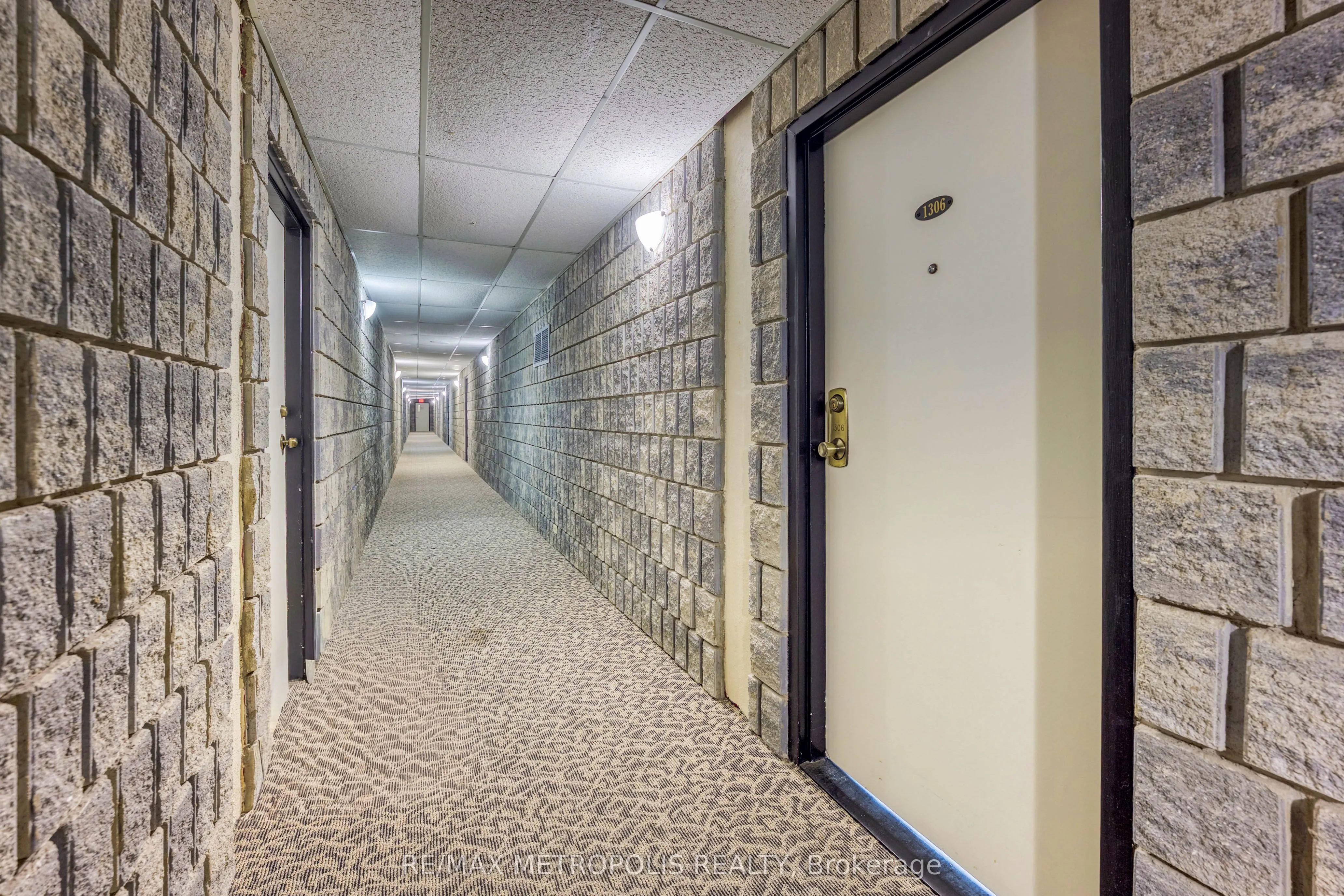 155 Front Street N, #1306