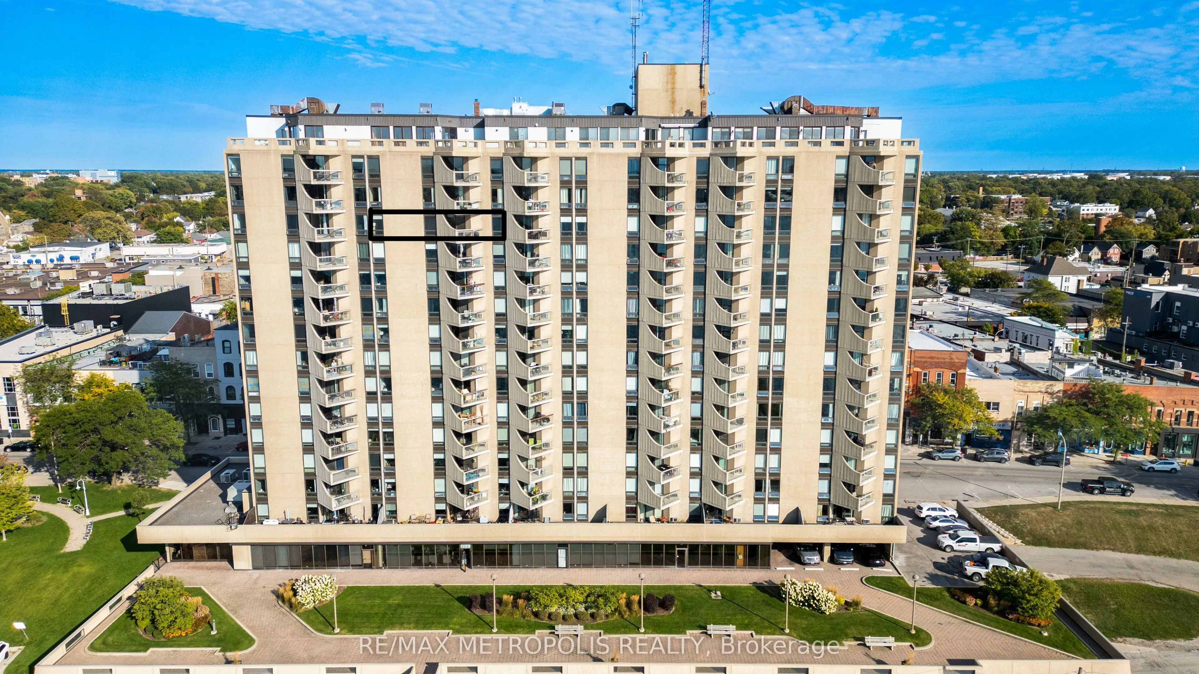 155 Front Street N, #1306