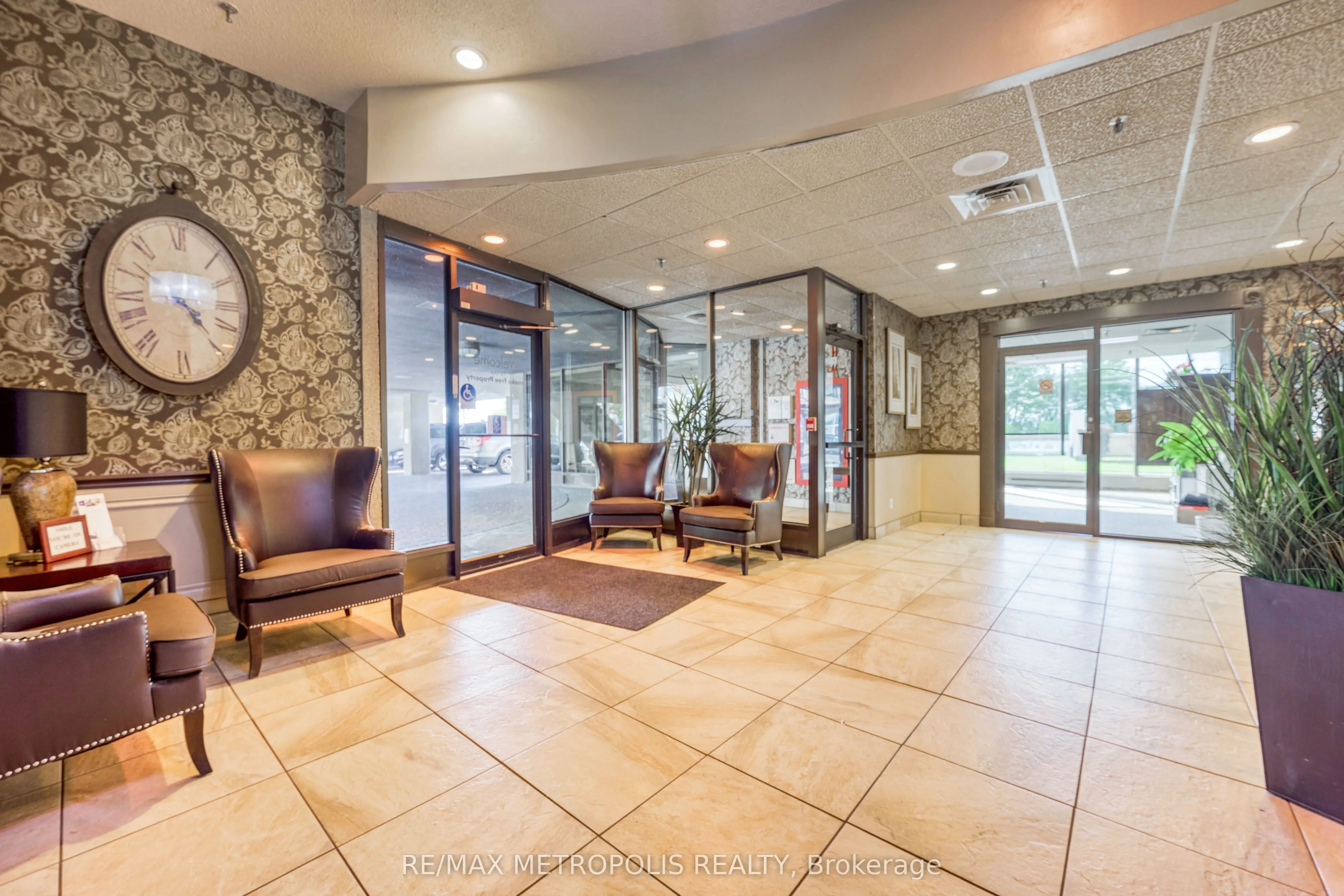 155 Front Street N, #1306
