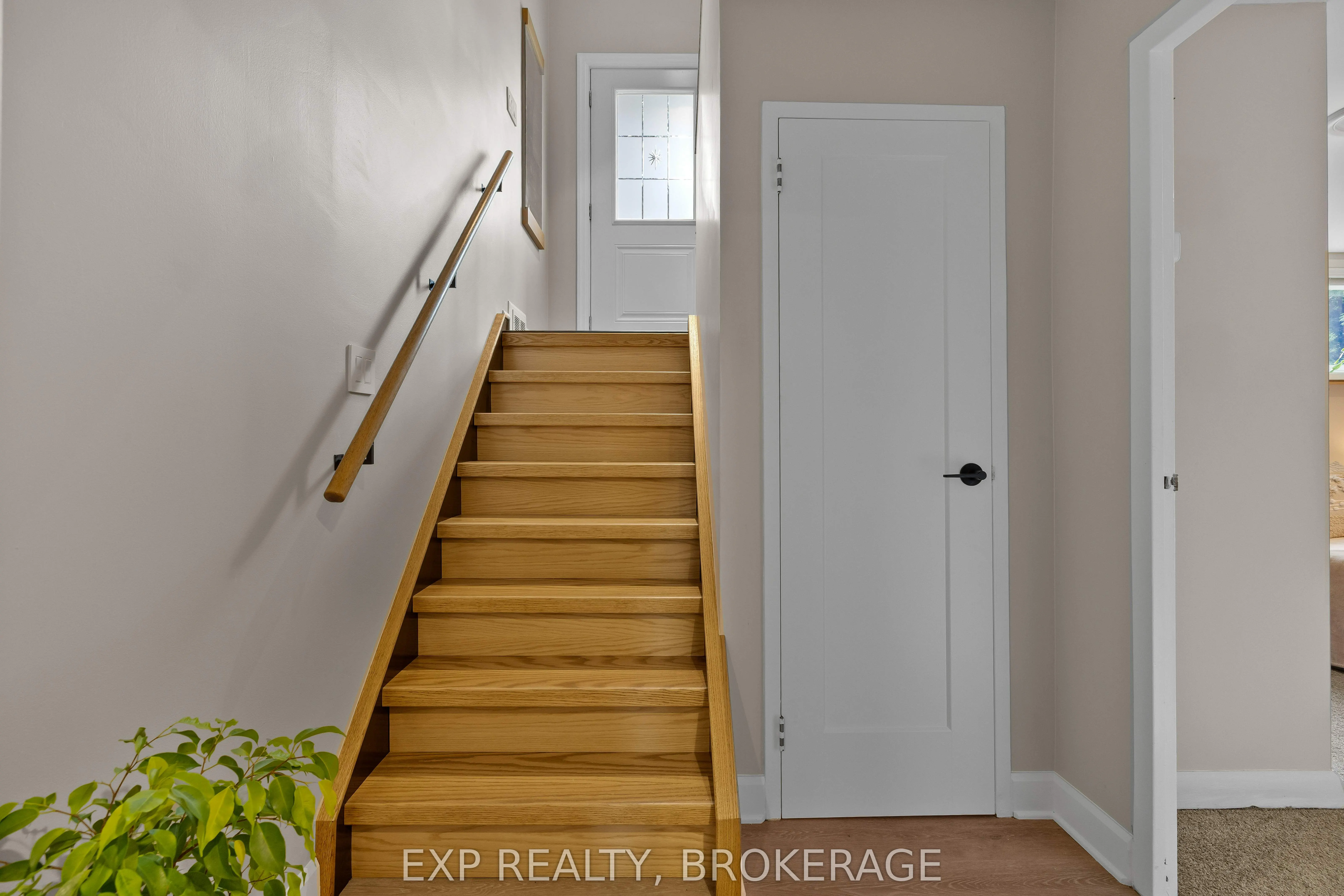 57 Lakeview Avenue