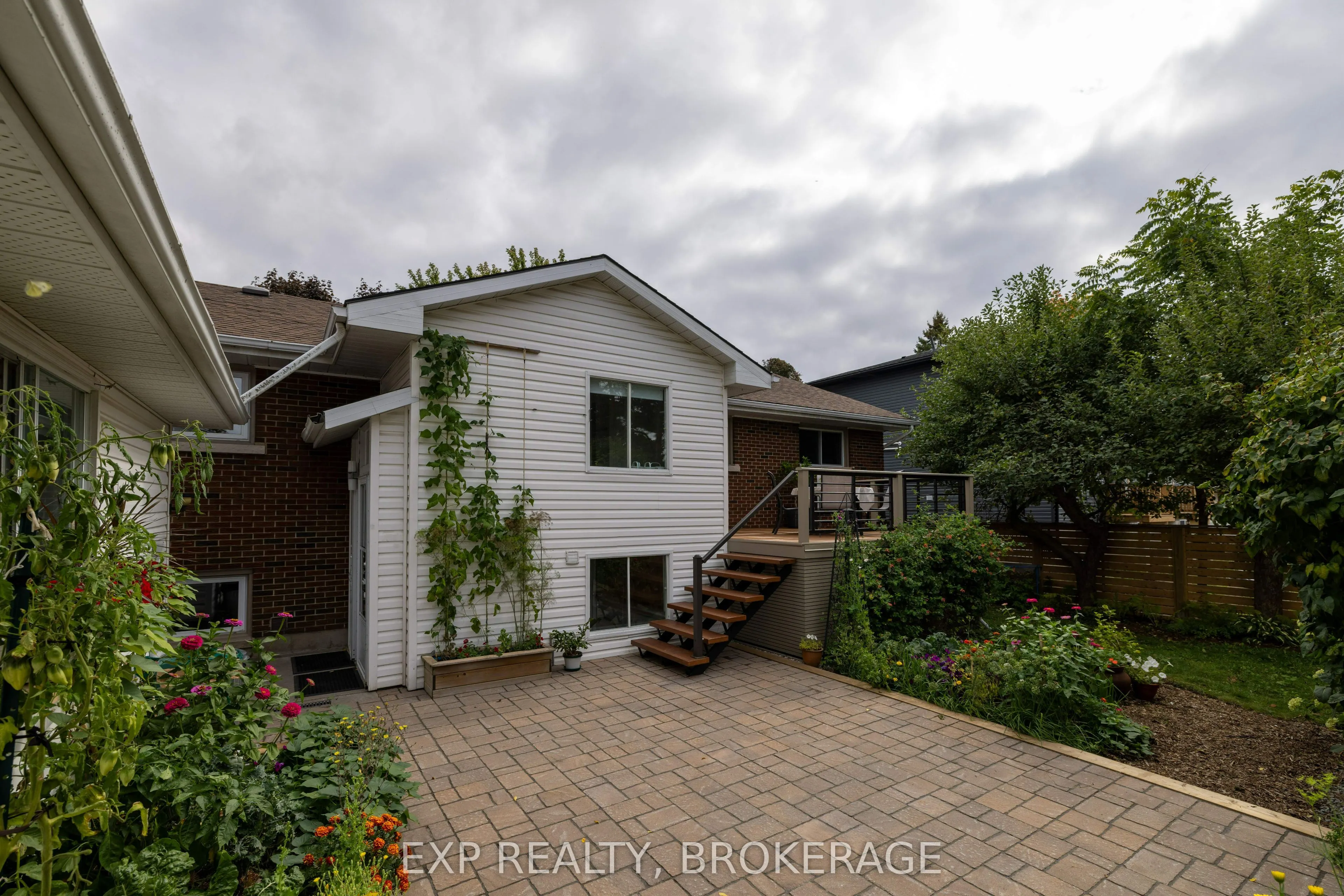 57 Lakeview Avenue