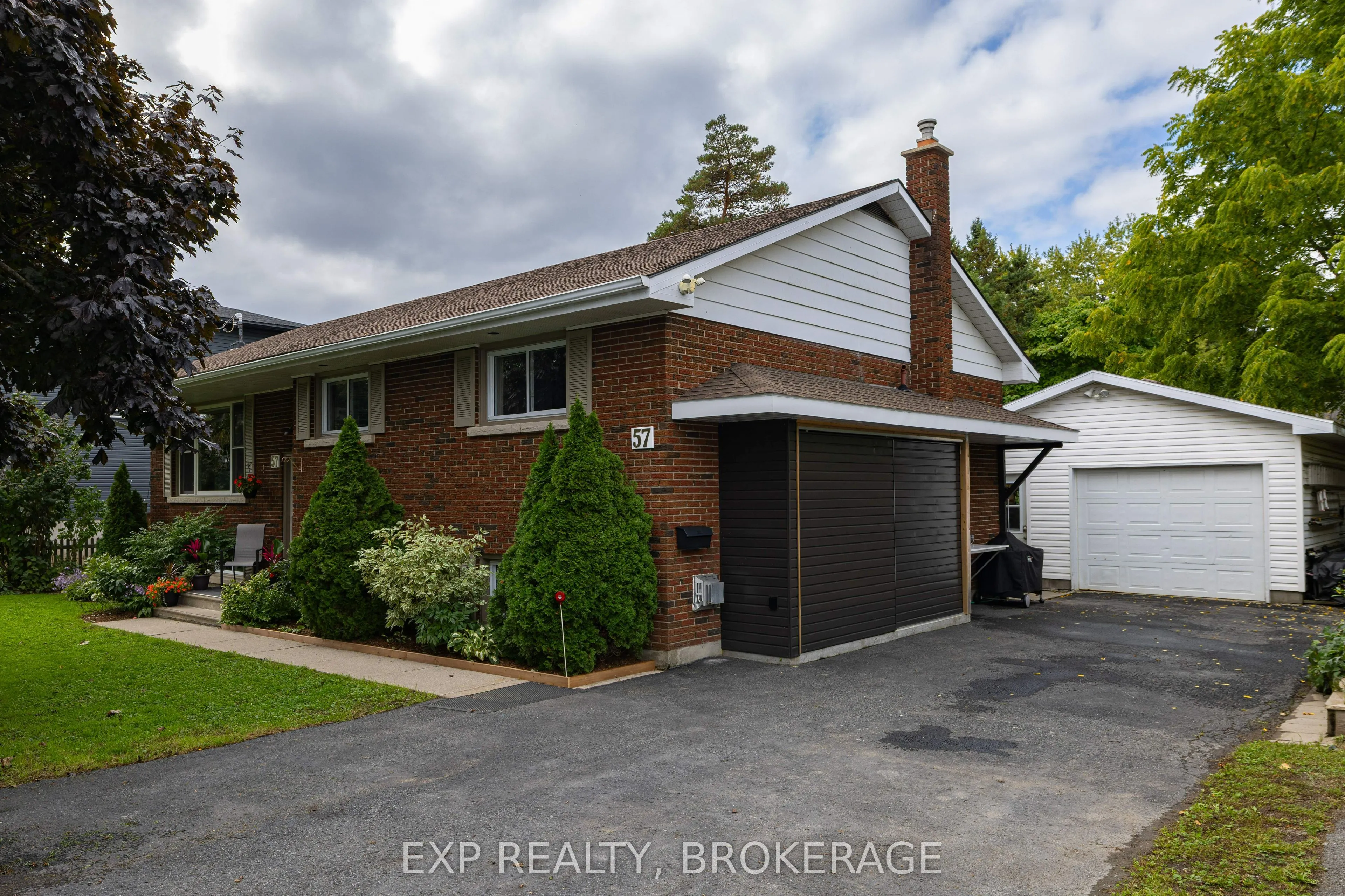57 Lakeview Avenue
