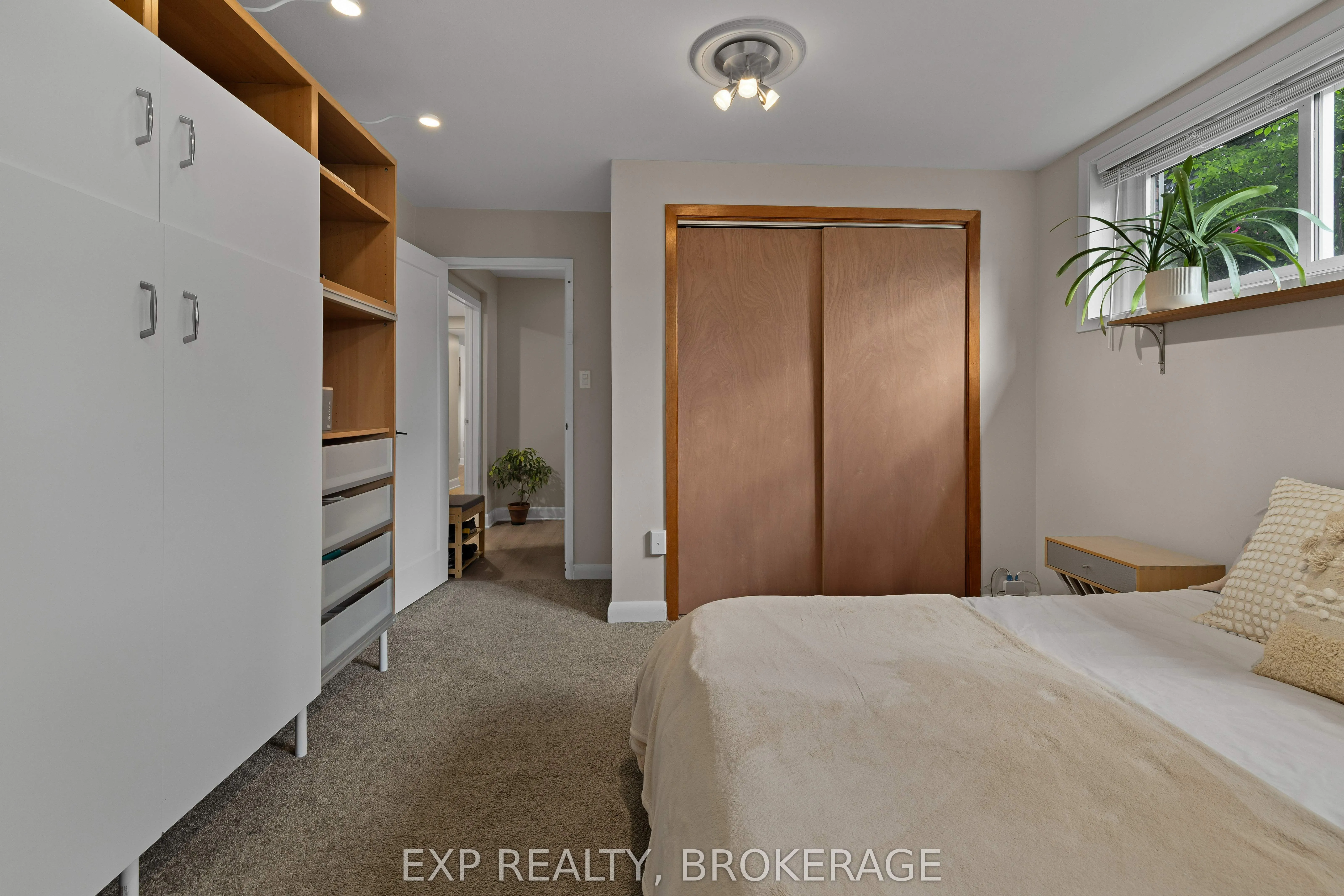 57 Lakeview Avenue