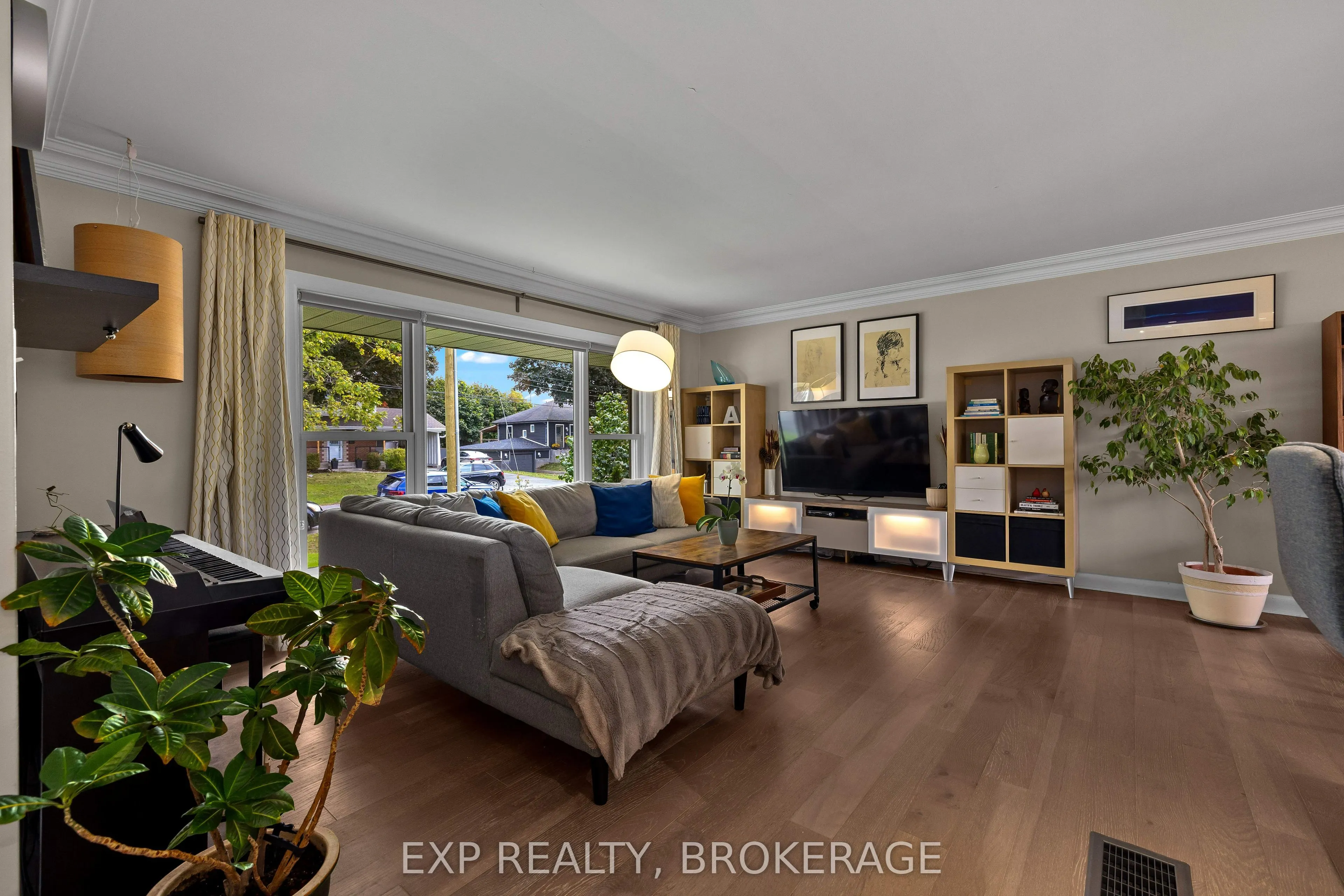 57 Lakeview Avenue