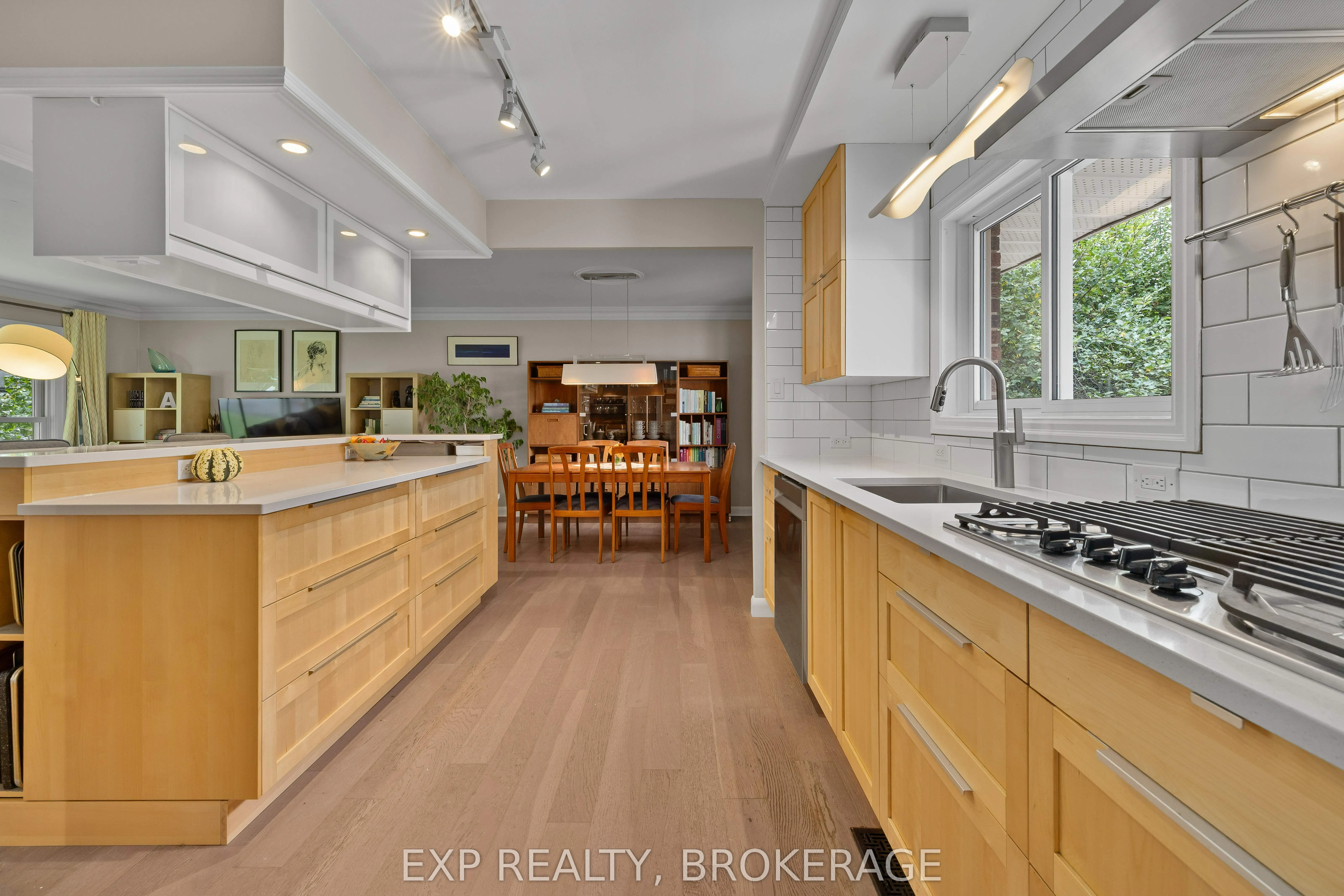 57 Lakeview Avenue