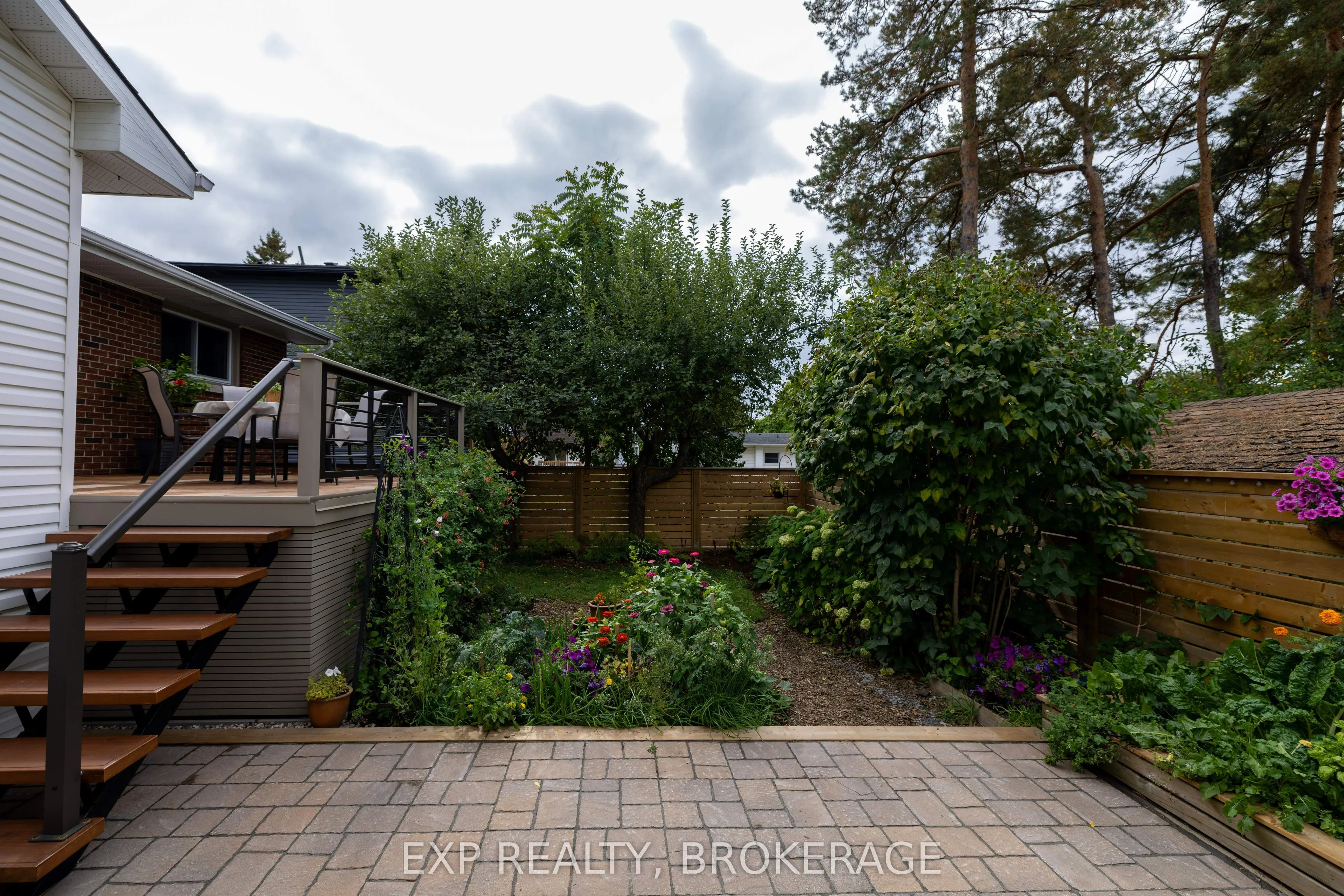 57 Lakeview Avenue